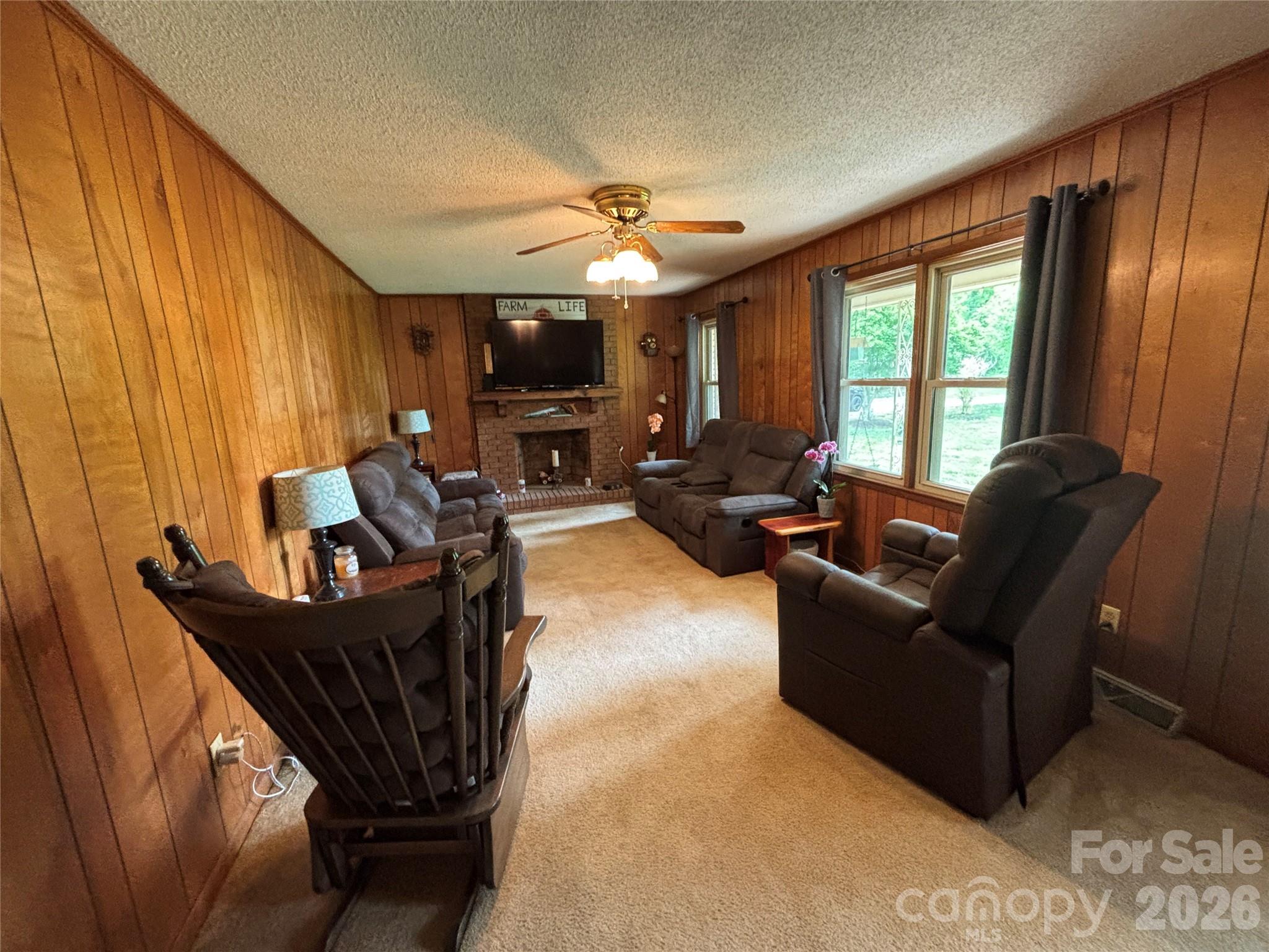 74 Miranda Drive — Taylorsville
