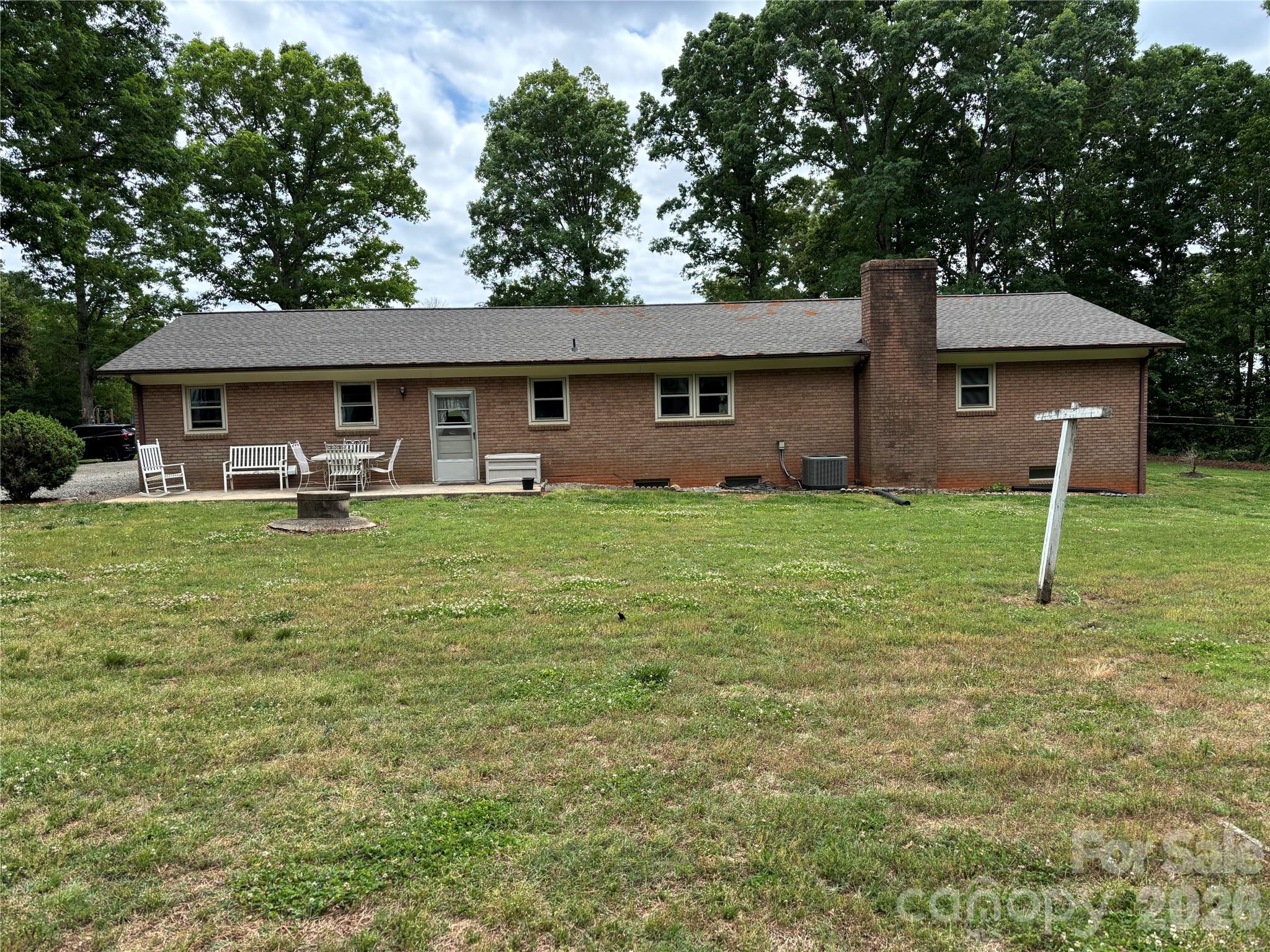 74 Miranda Drive — Taylorsville