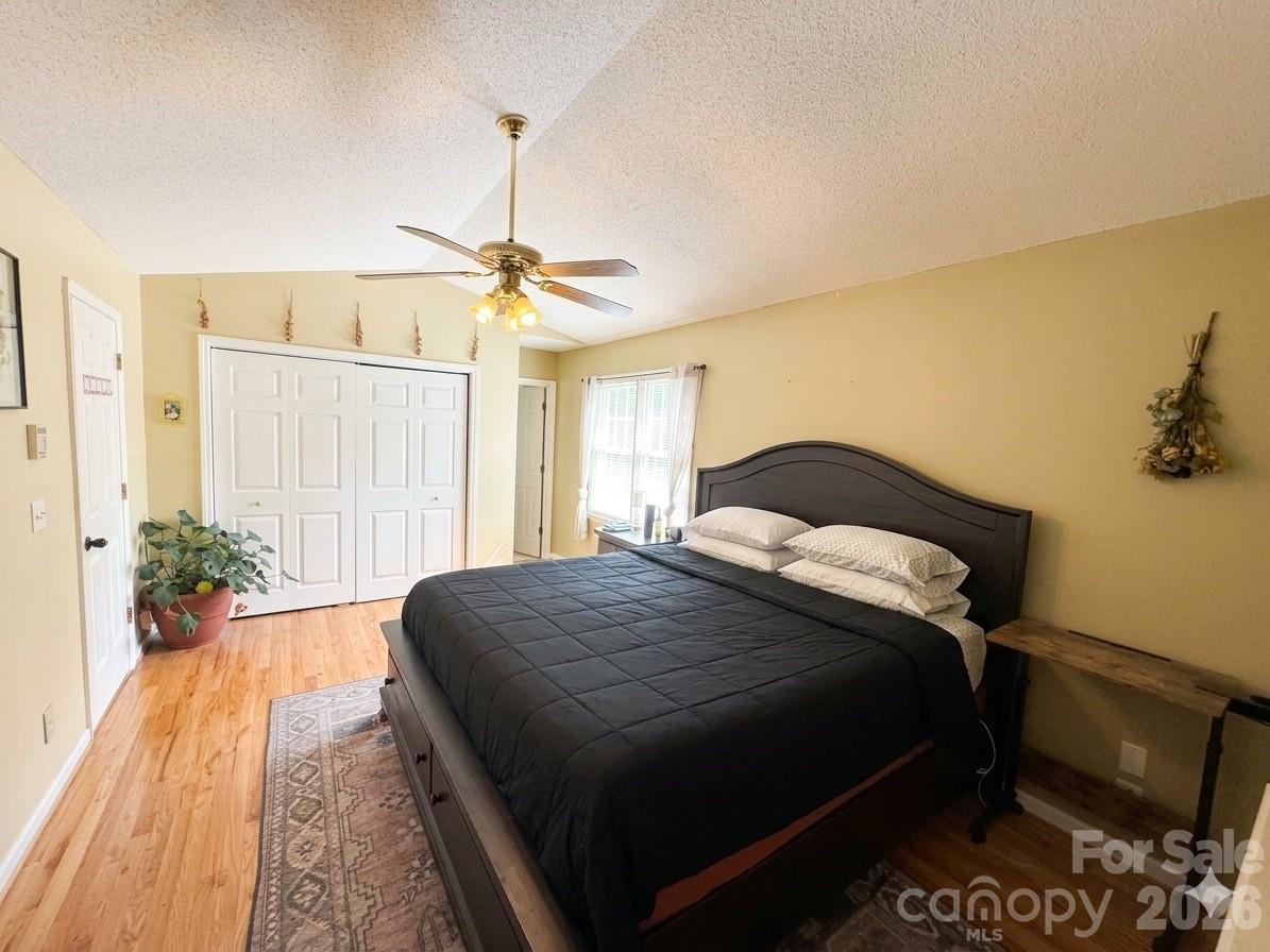 103 New Orleans Boulevard — Morganton