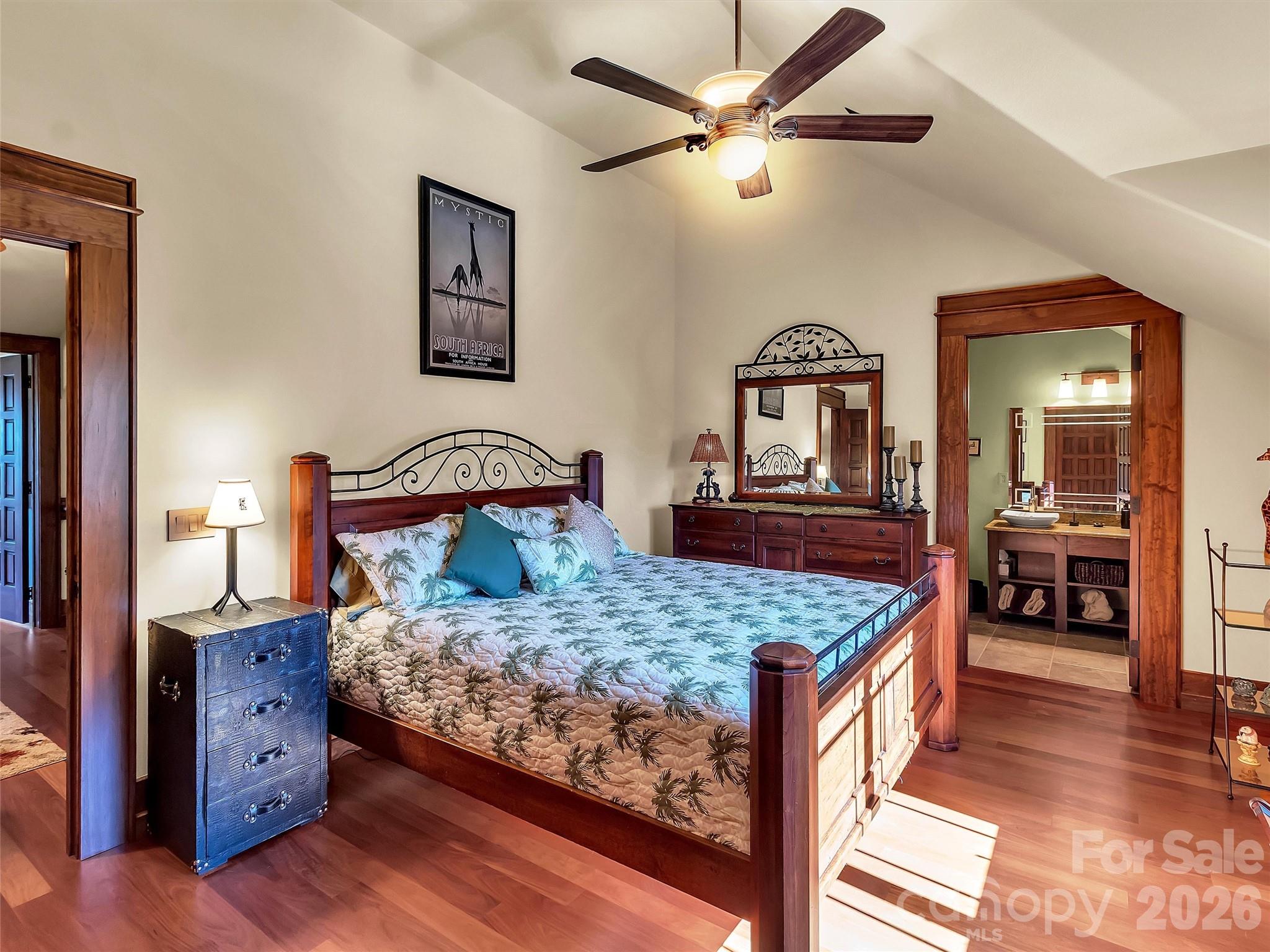 93 Lombard Street — Waynesville