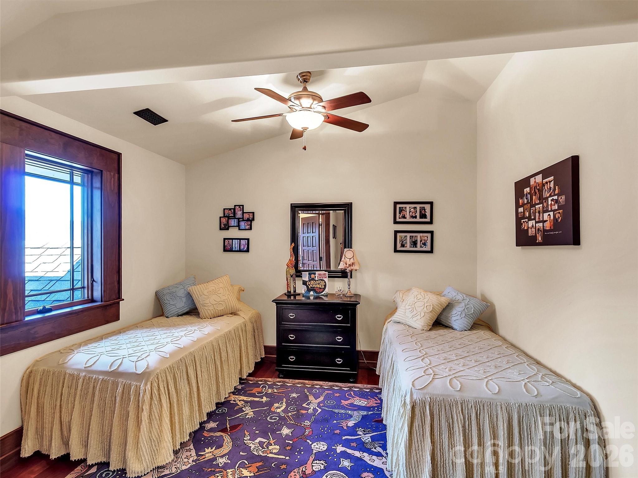 93 Lombard Street — Waynesville