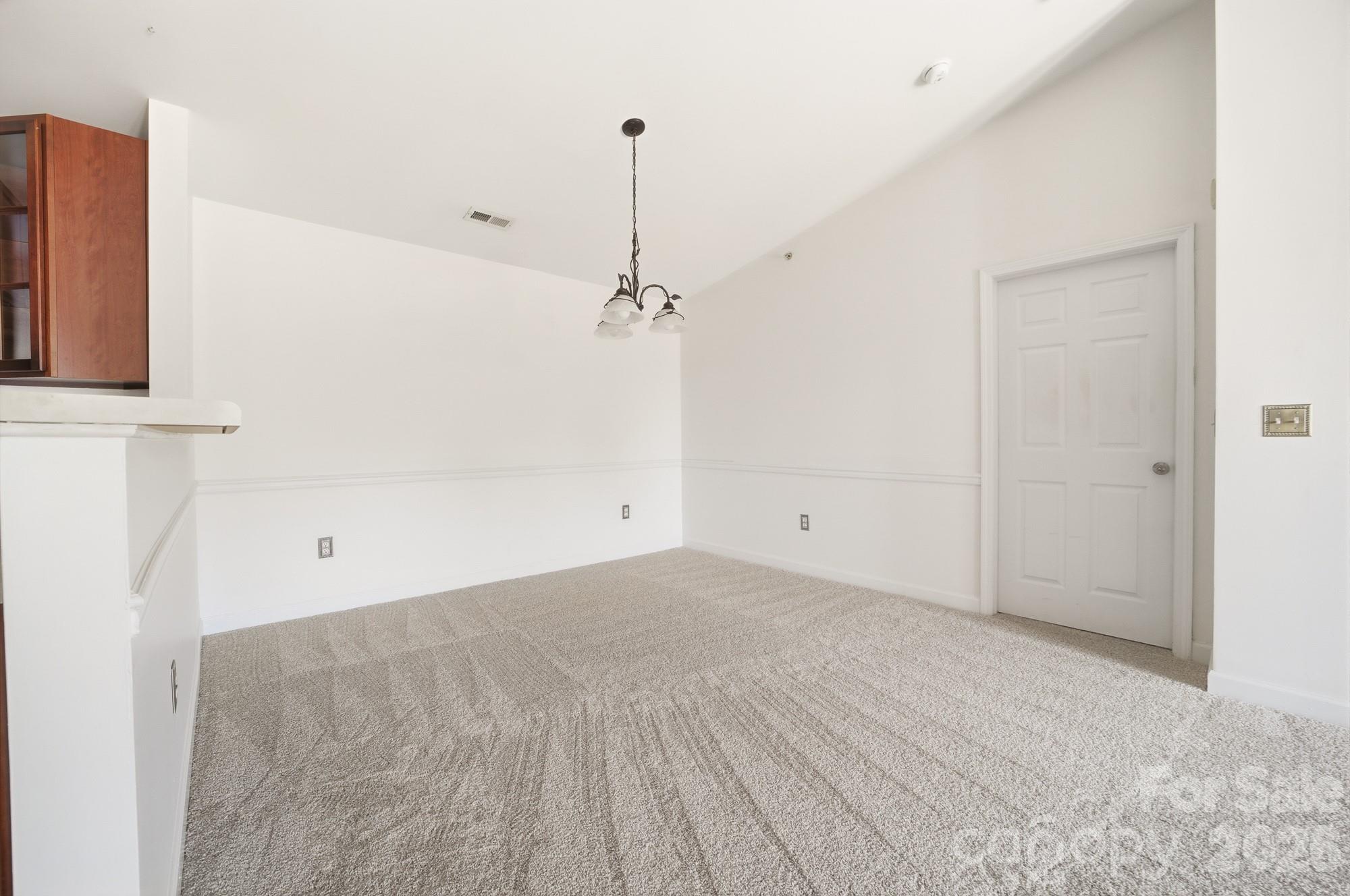 9976 Hyde Glen Court — Charlotte