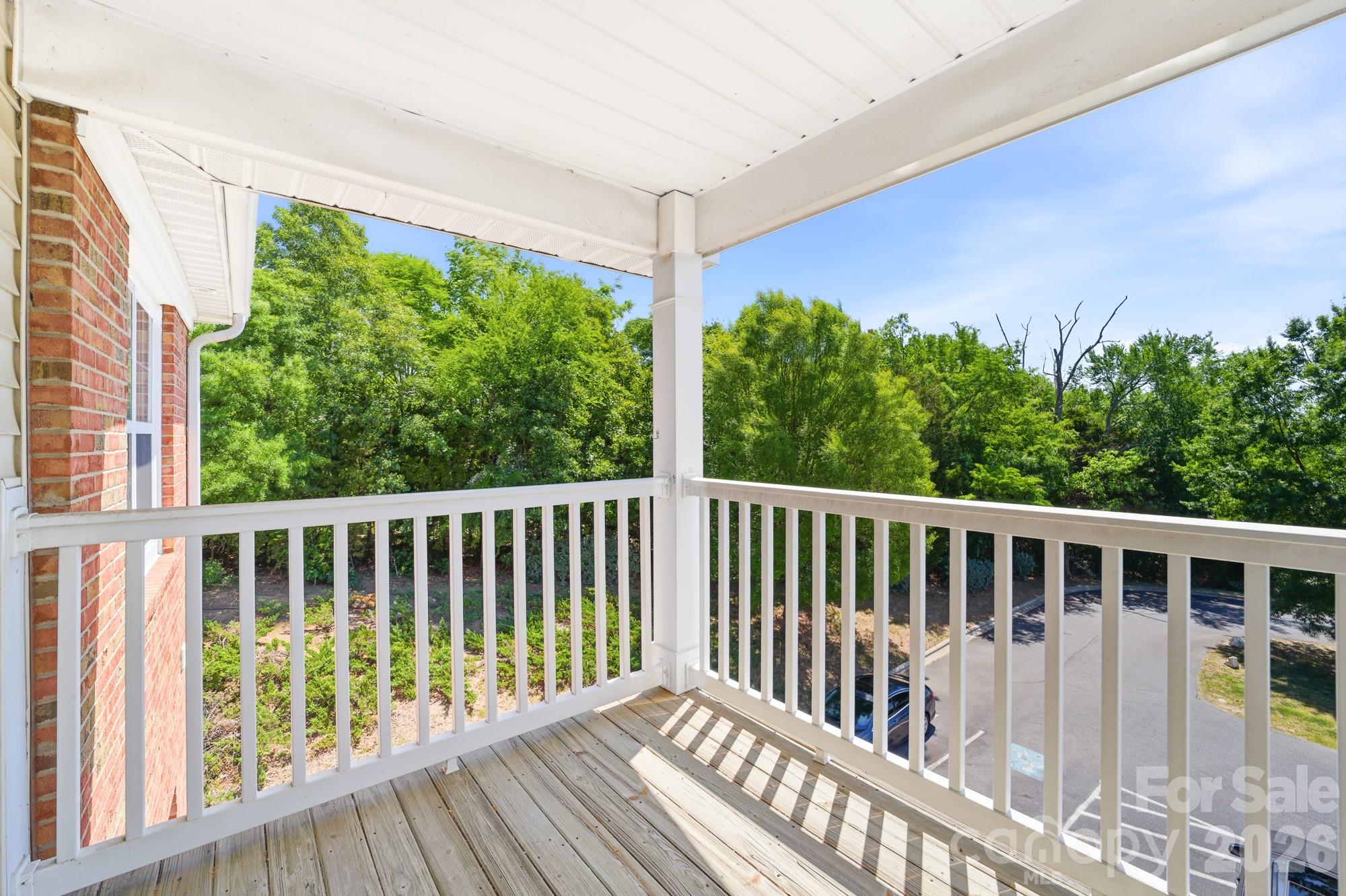 9976 Hyde Glen Court — Charlotte