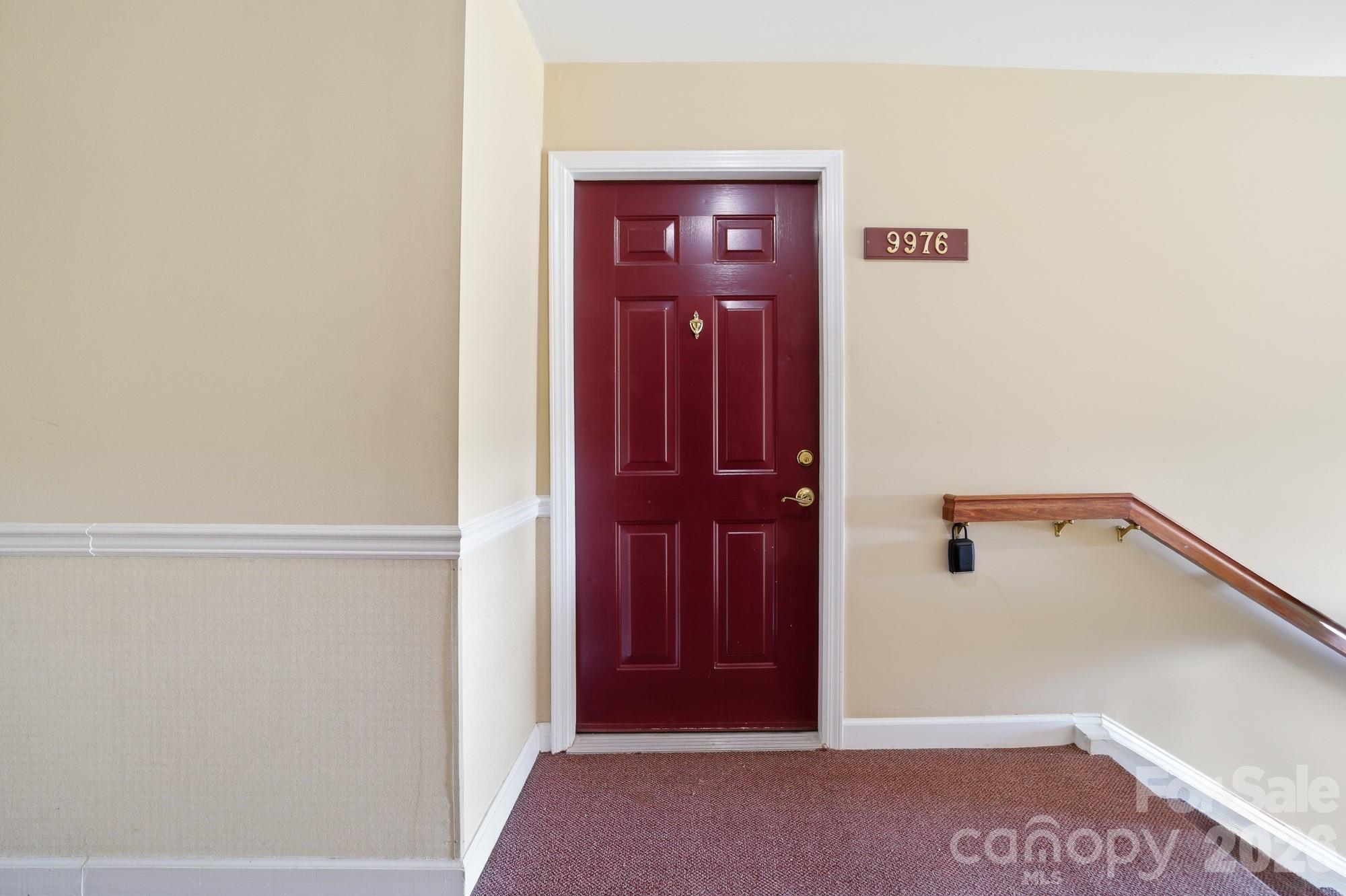9976 Hyde Glen Court — Charlotte