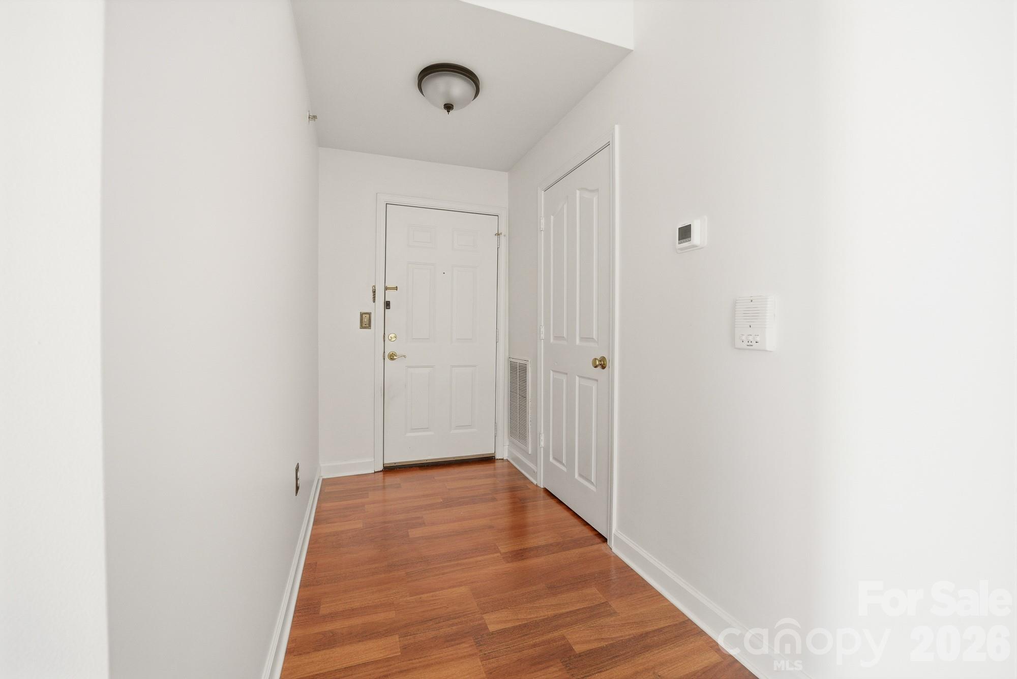 9976 Hyde Glen Court — Charlotte