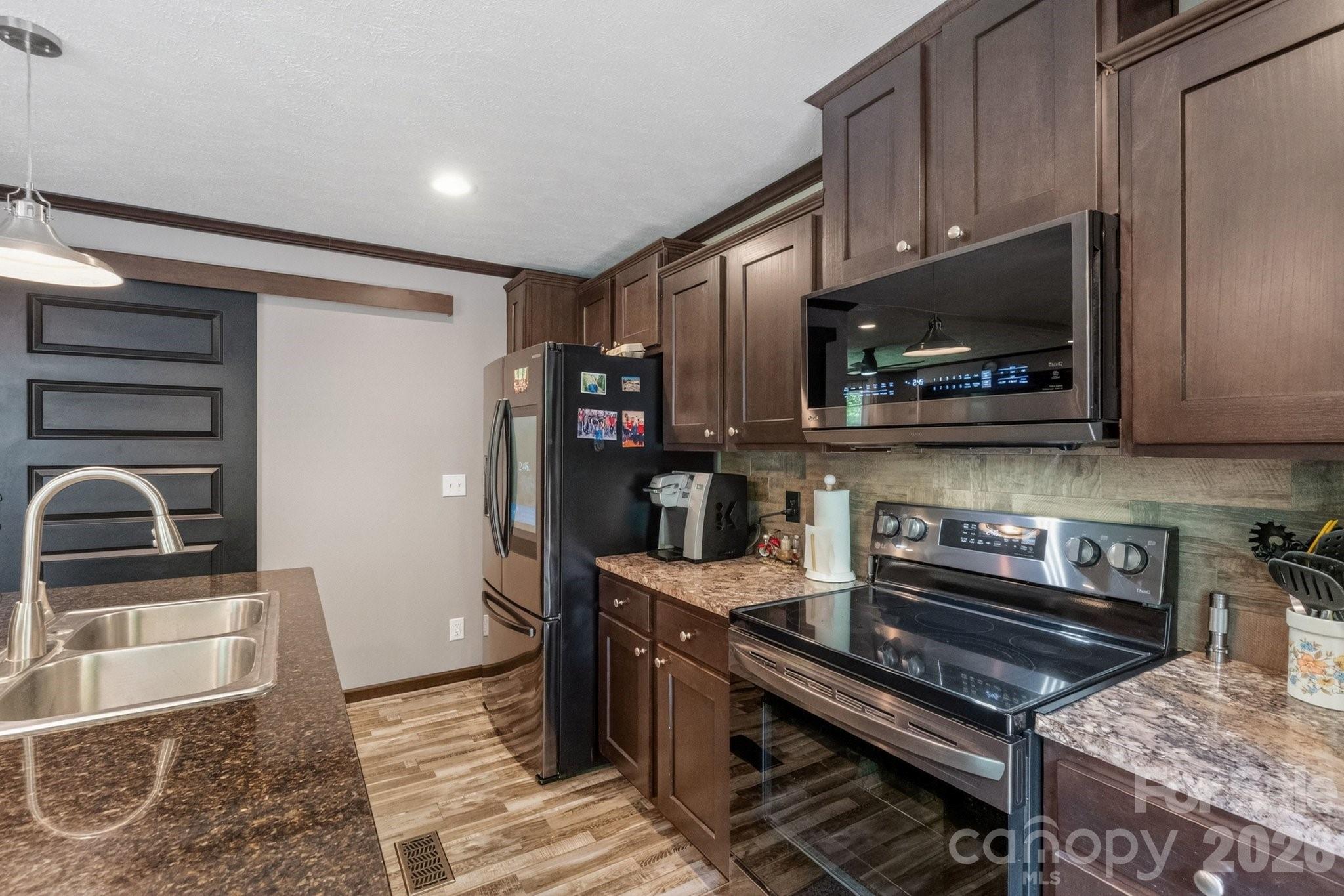 4142 Musket Hill Road — Sharon