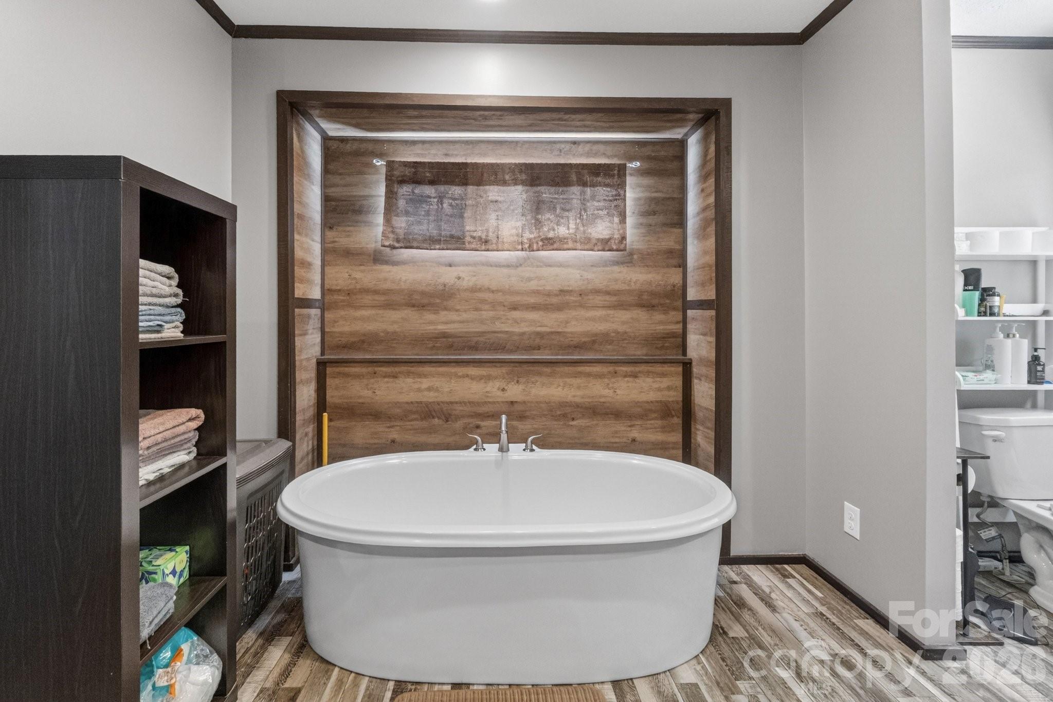 4142 Musket Hill Road — Sharon