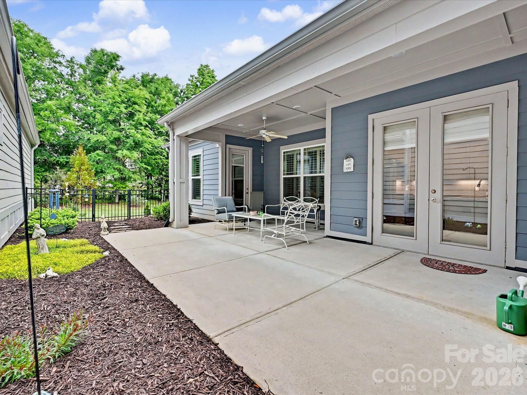 2006 Laney Pond Road — Matthews