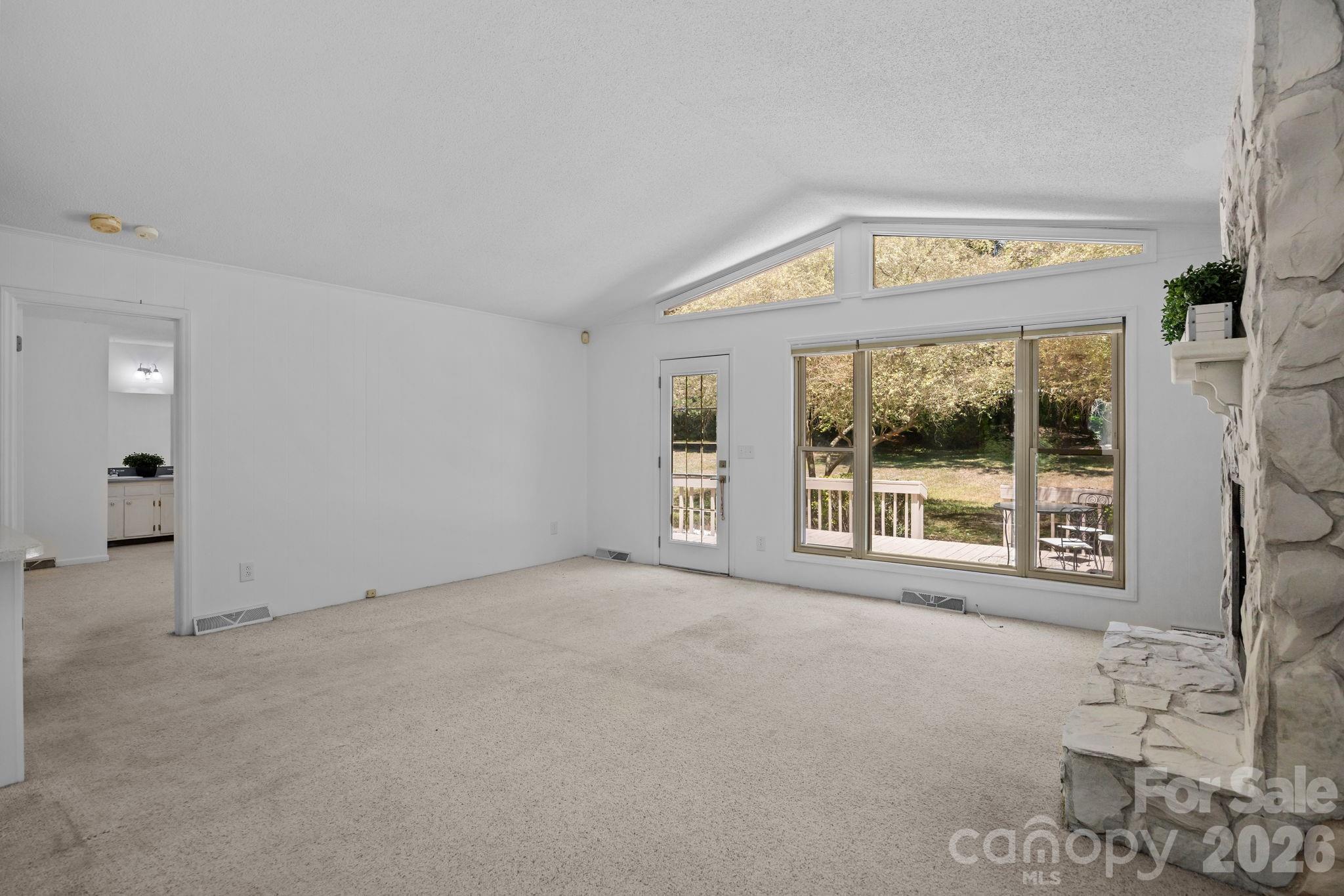 12538 Sam Furr Road — Huntersville
