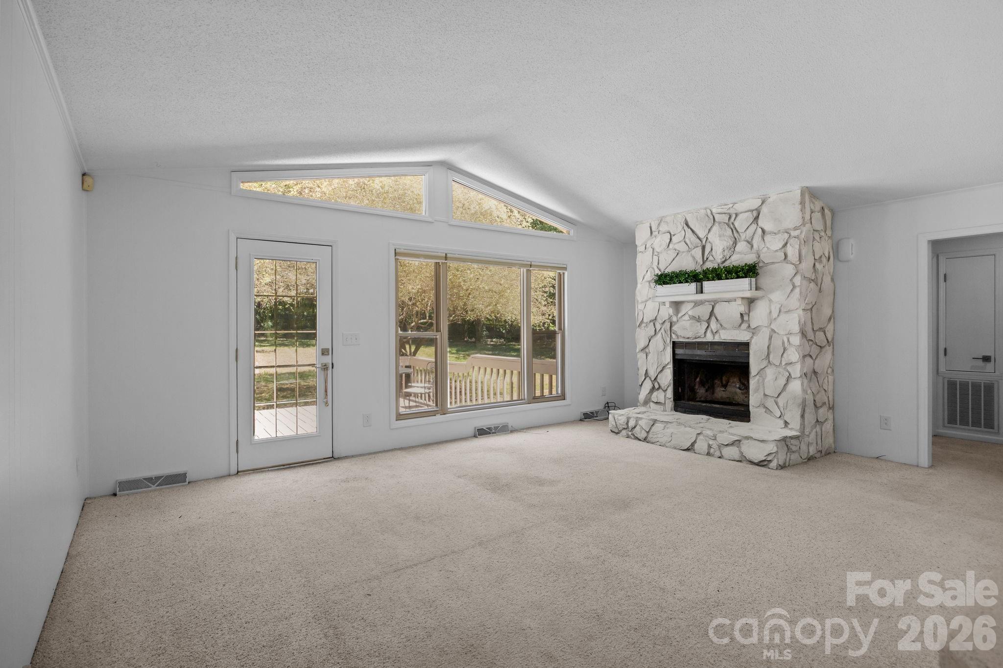 12538 Sam Furr Road — Huntersville