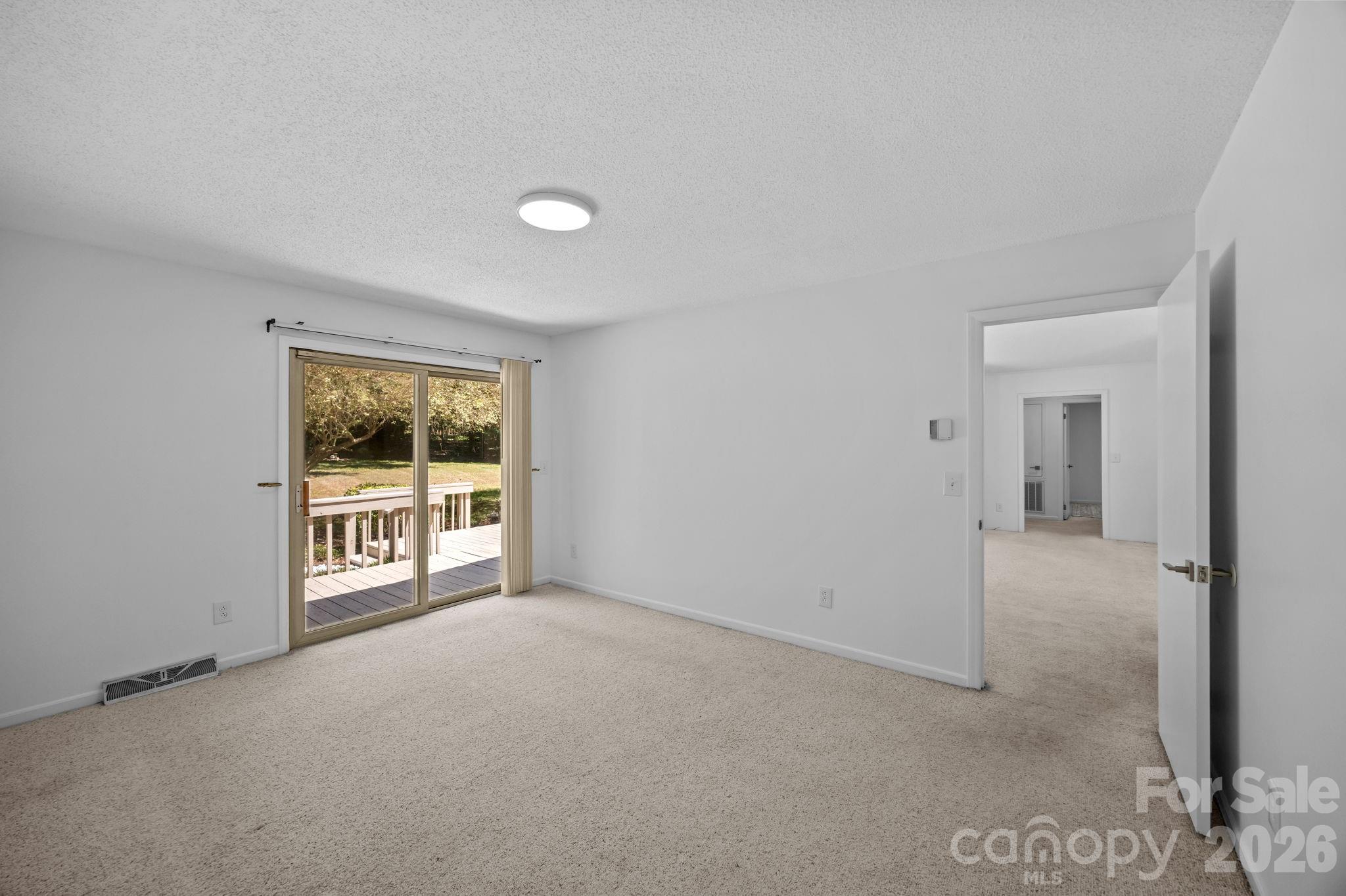 12538 Sam Furr Road — Huntersville
