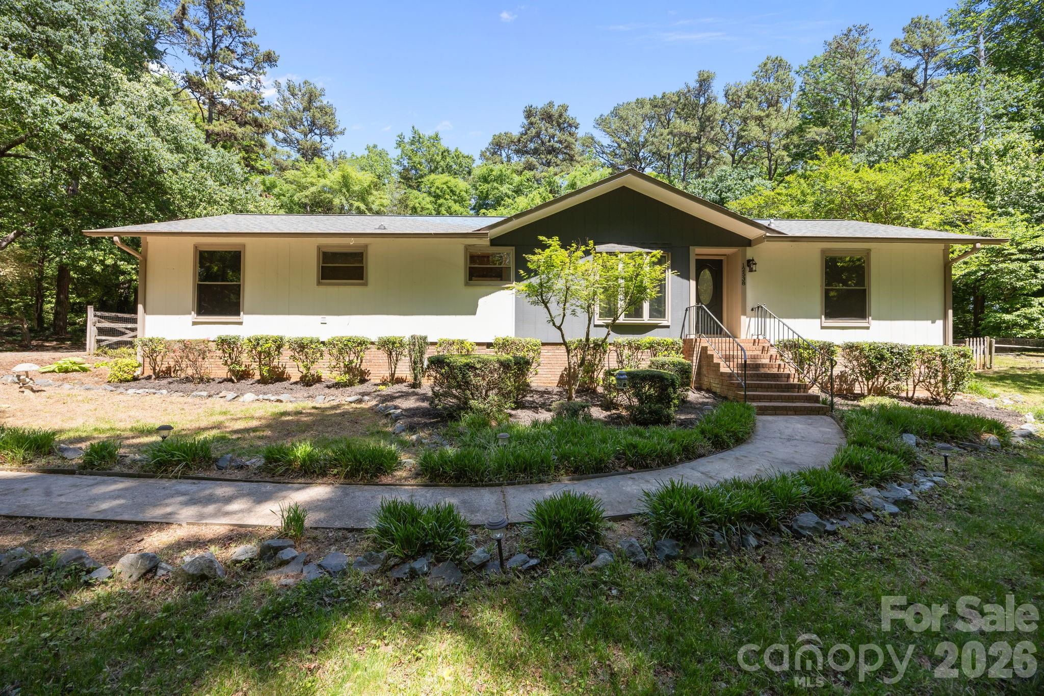 12538 Sam Furr Road — Huntersville