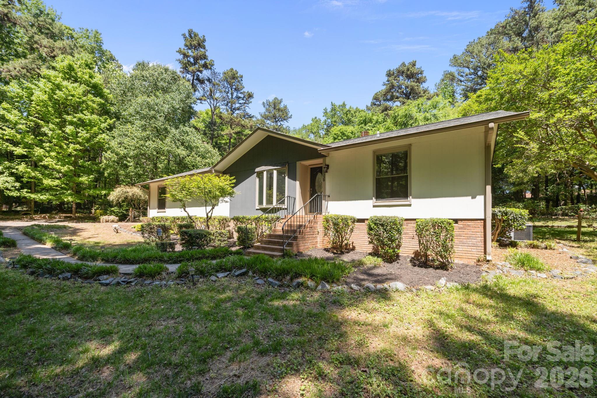 12538 Sam Furr Road — Huntersville