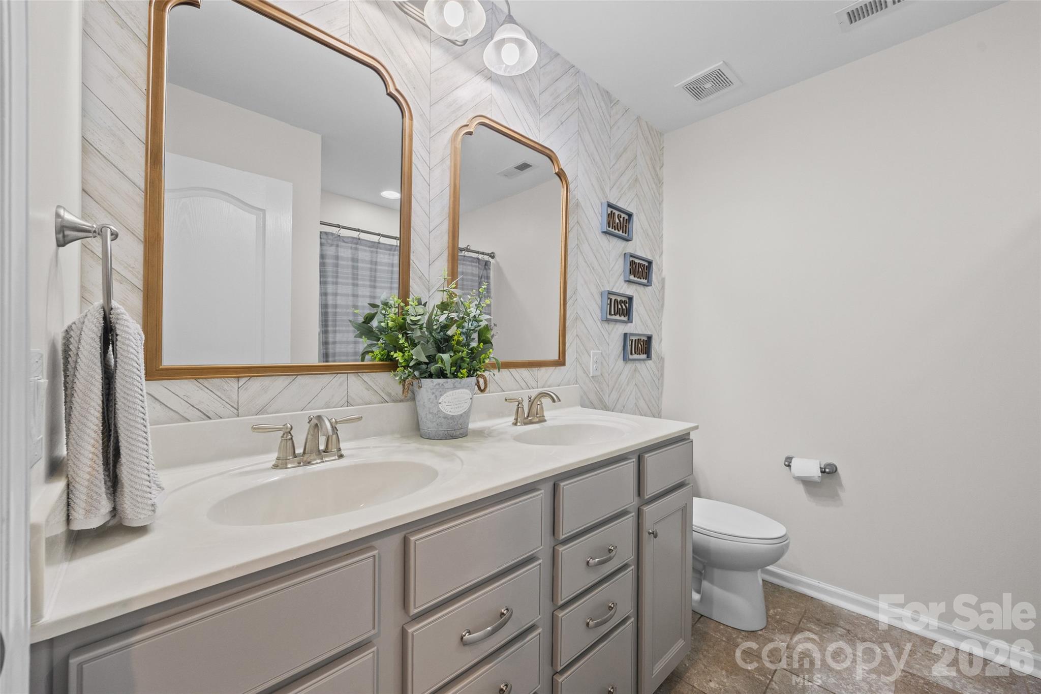 2862 Creekview Drive — Waxhaw