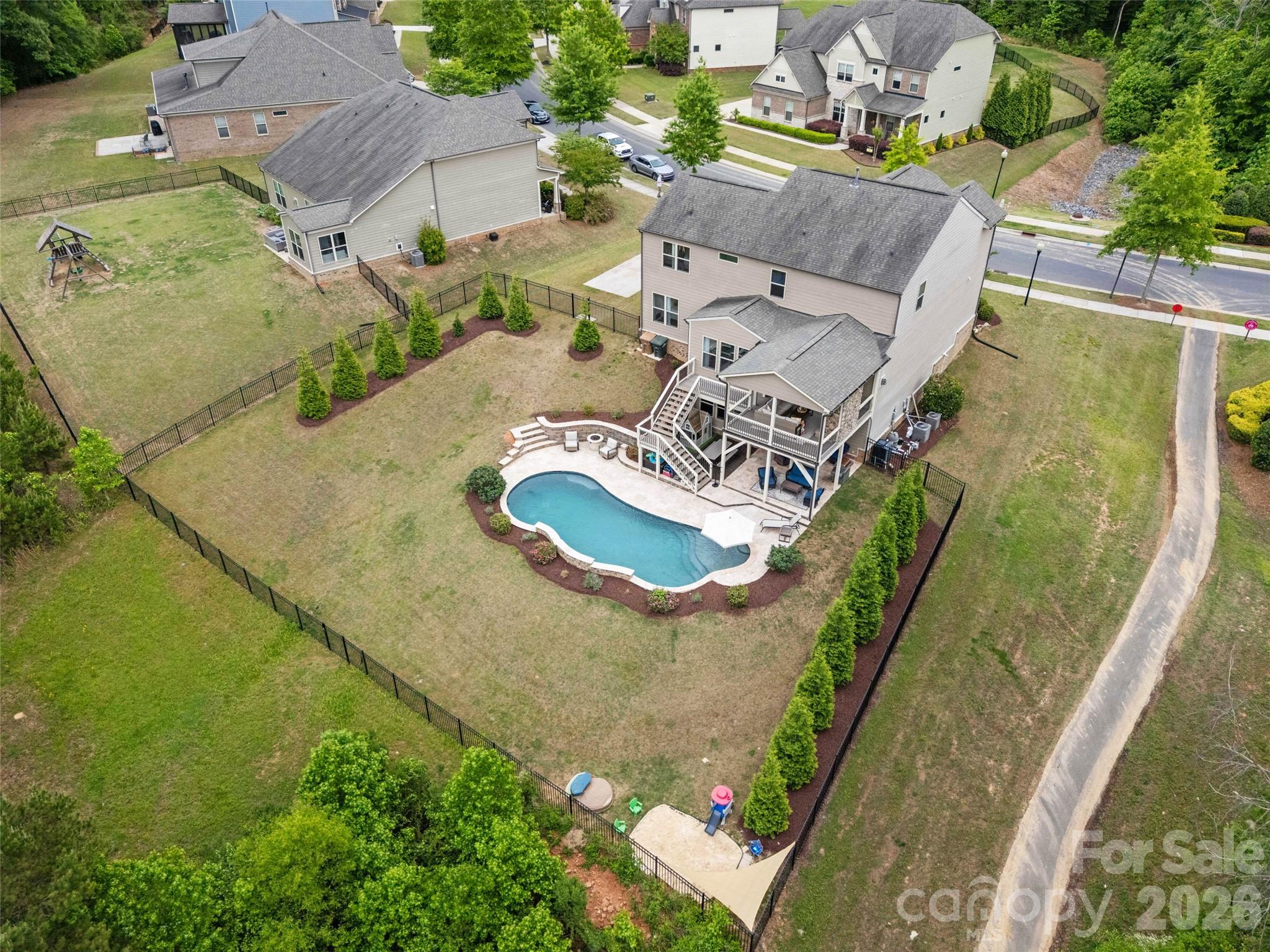 2862 Creekview Drive — Waxhaw