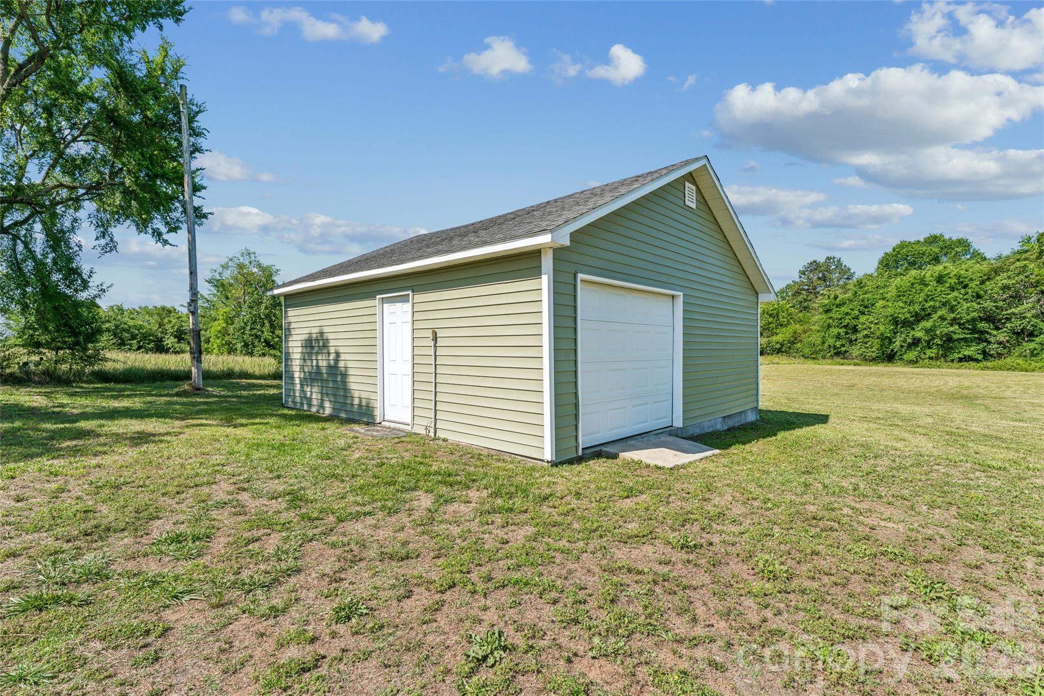 1820 Landsford Road — Marshville