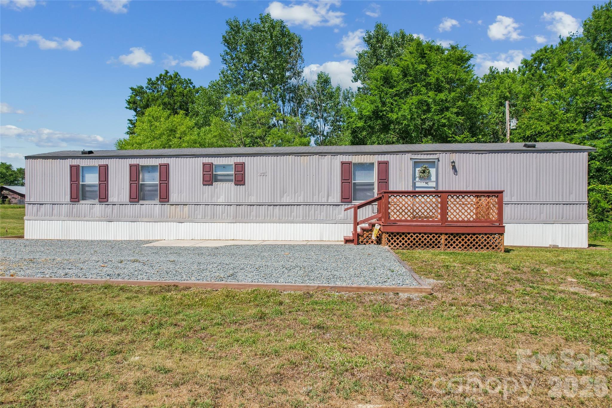 1820 Landsford Road — Marshville
