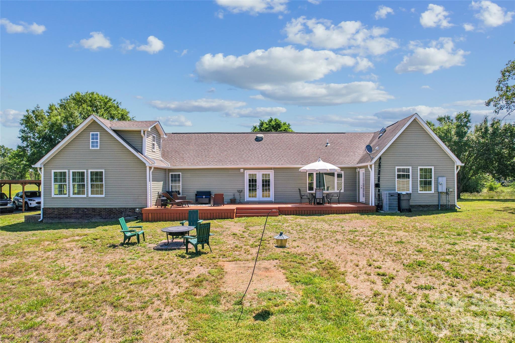 1820 Landsford Road — Marshville