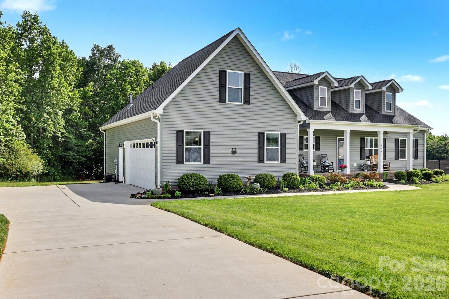 4175 Brandy Creek Court — Clover