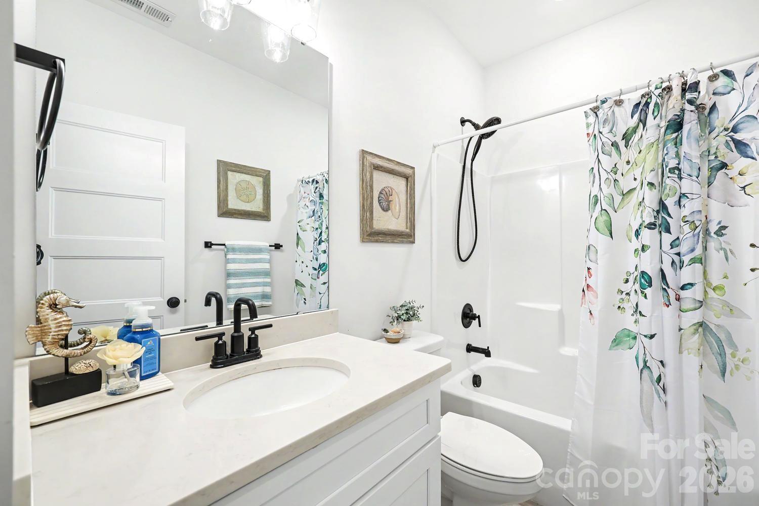 4175 Brandy Creek Court — Clover