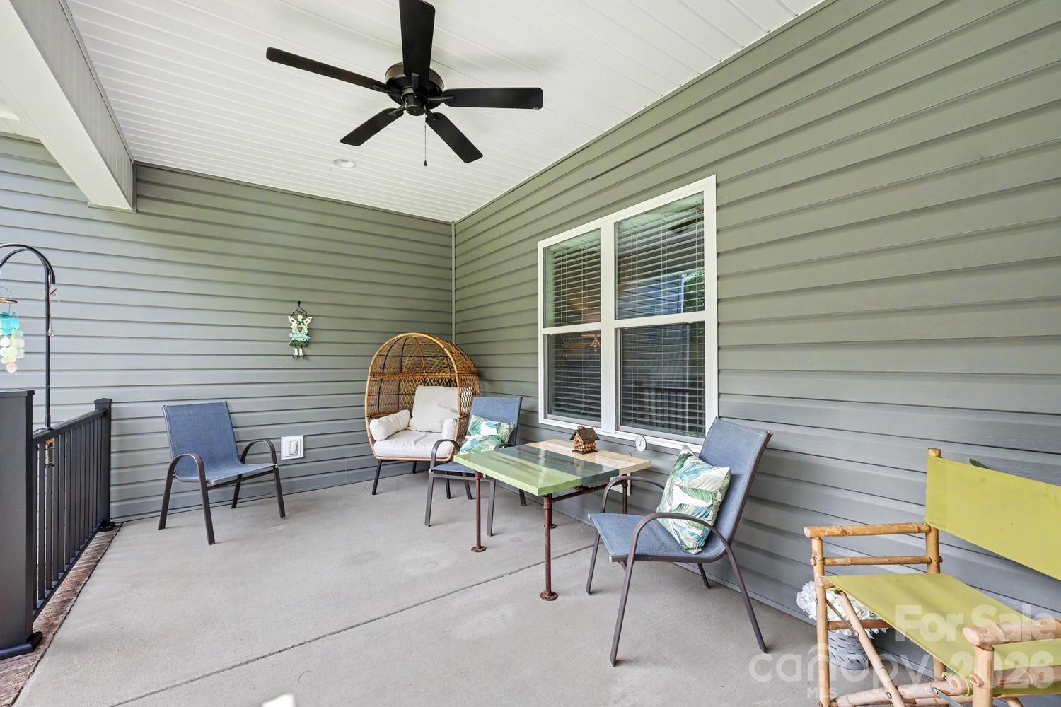4175 Brandy Creek Court — Clover