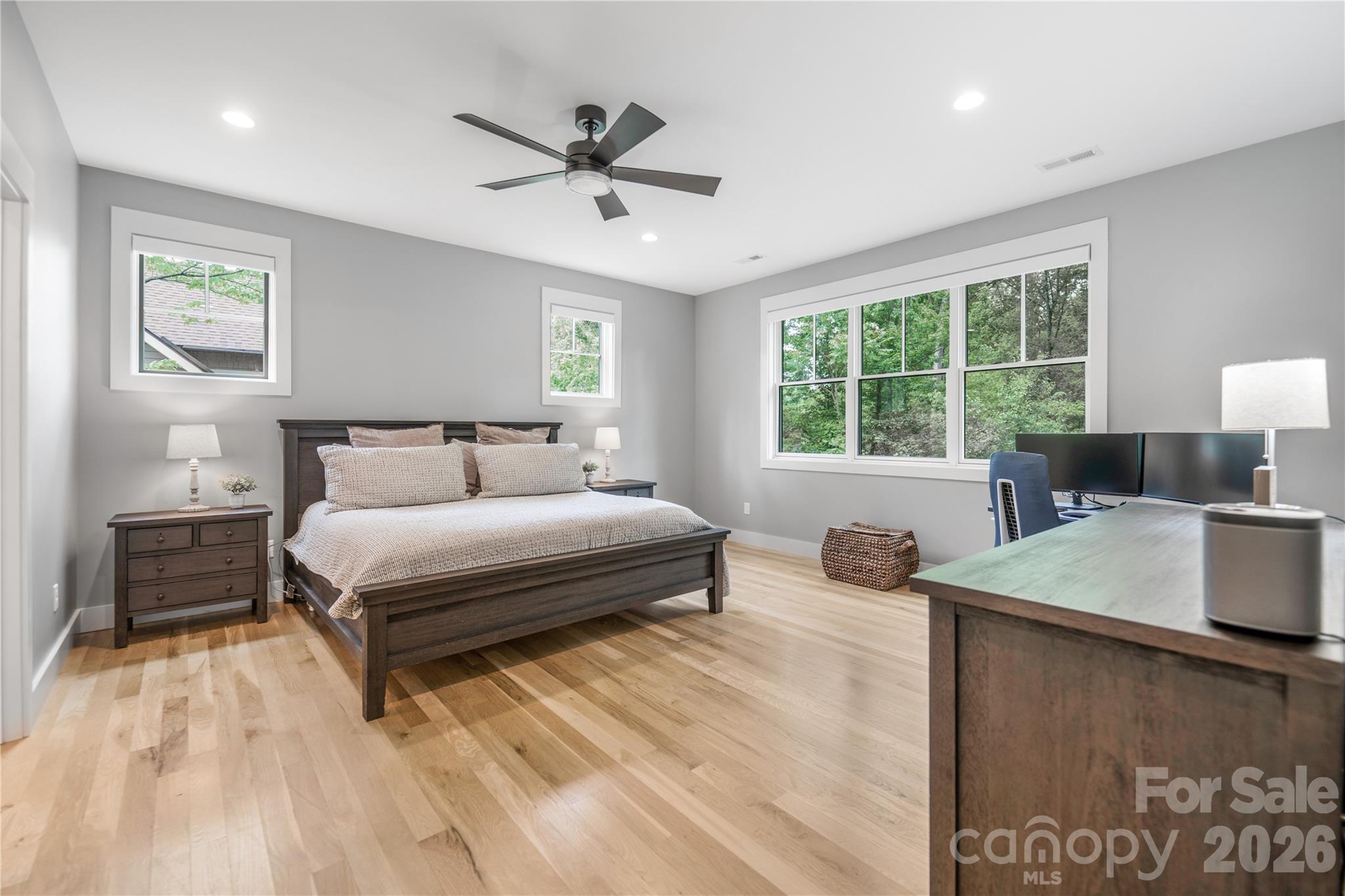 9 Ashe Park Circle — Asheville