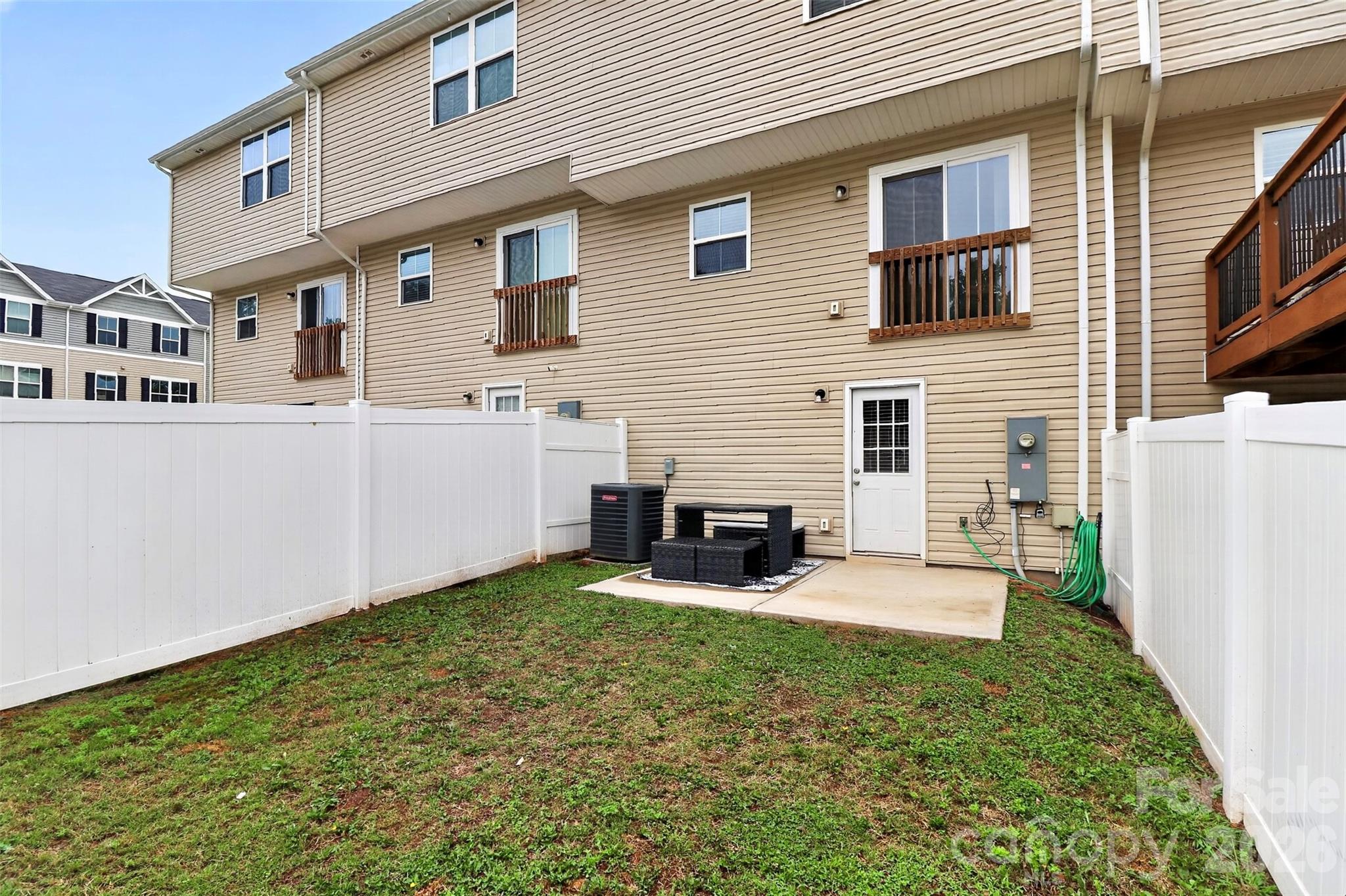 5412 Kyndall Walk Way — Charlotte