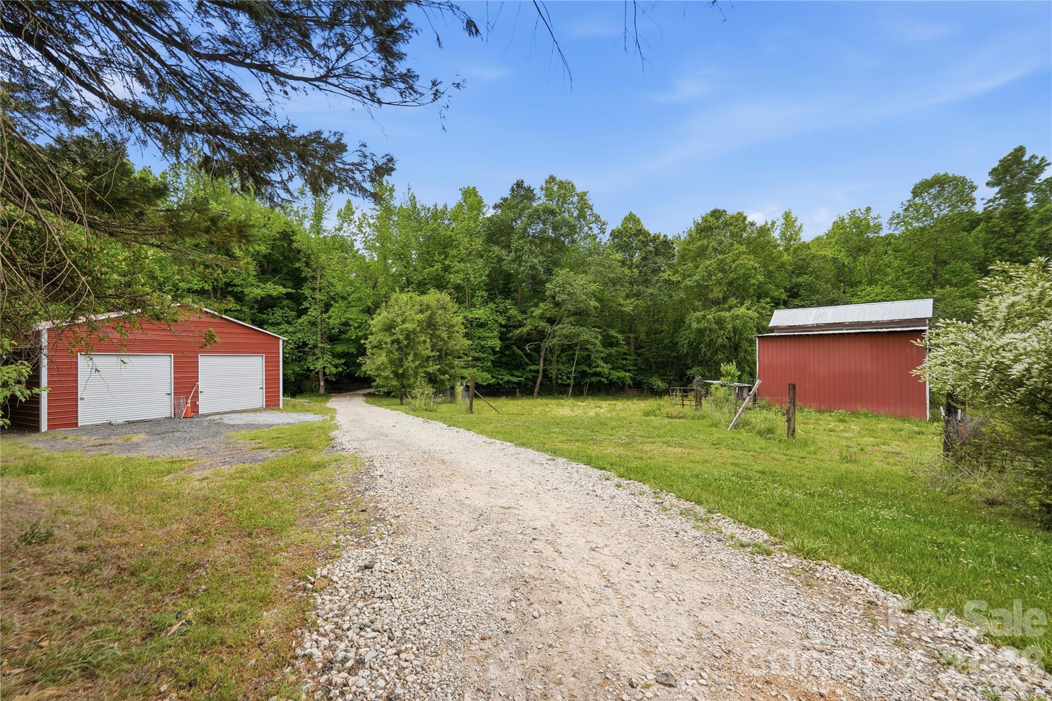 250 Henderson Road — Bessemer City