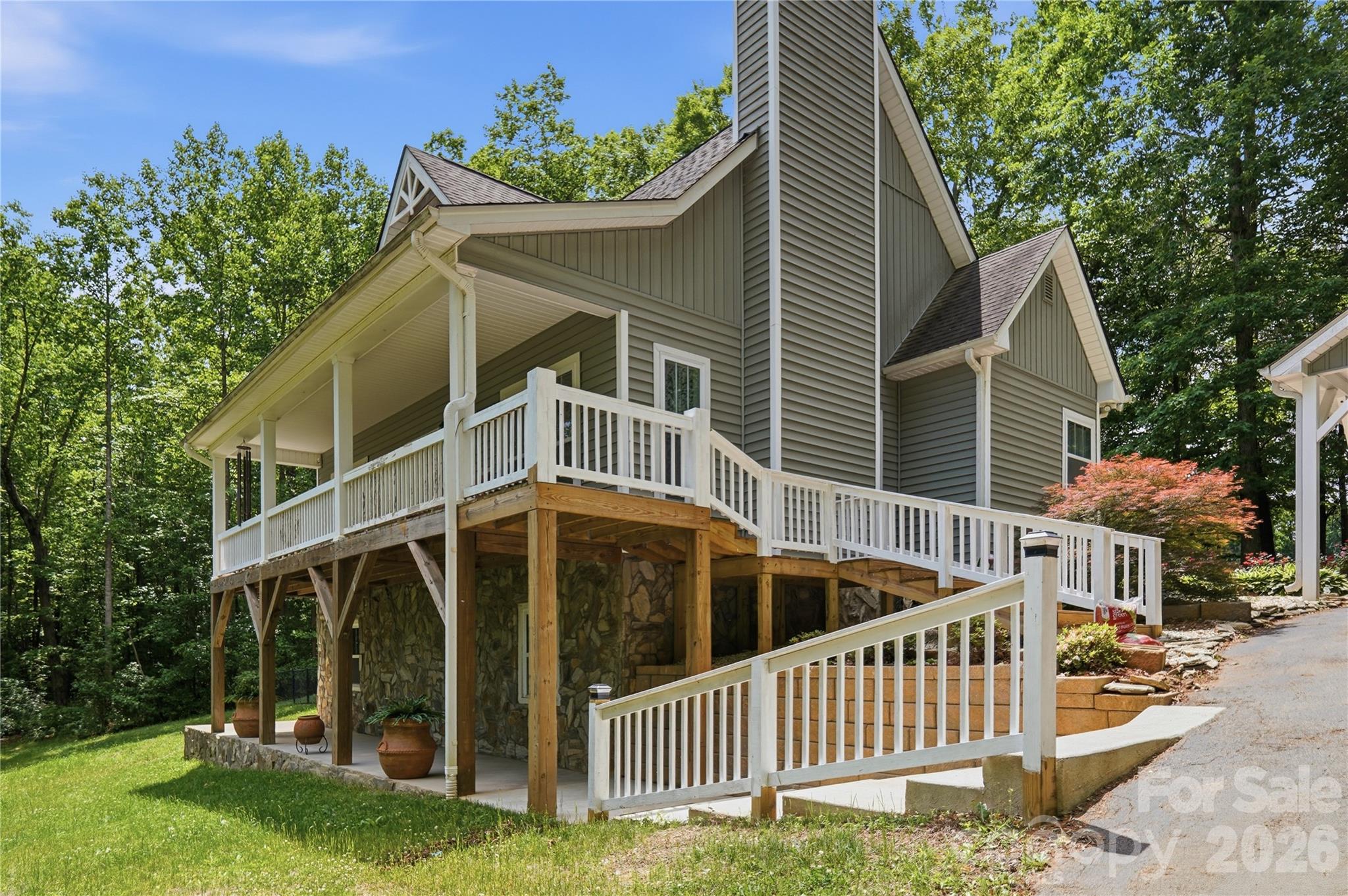 250 Henderson Road — Bessemer City