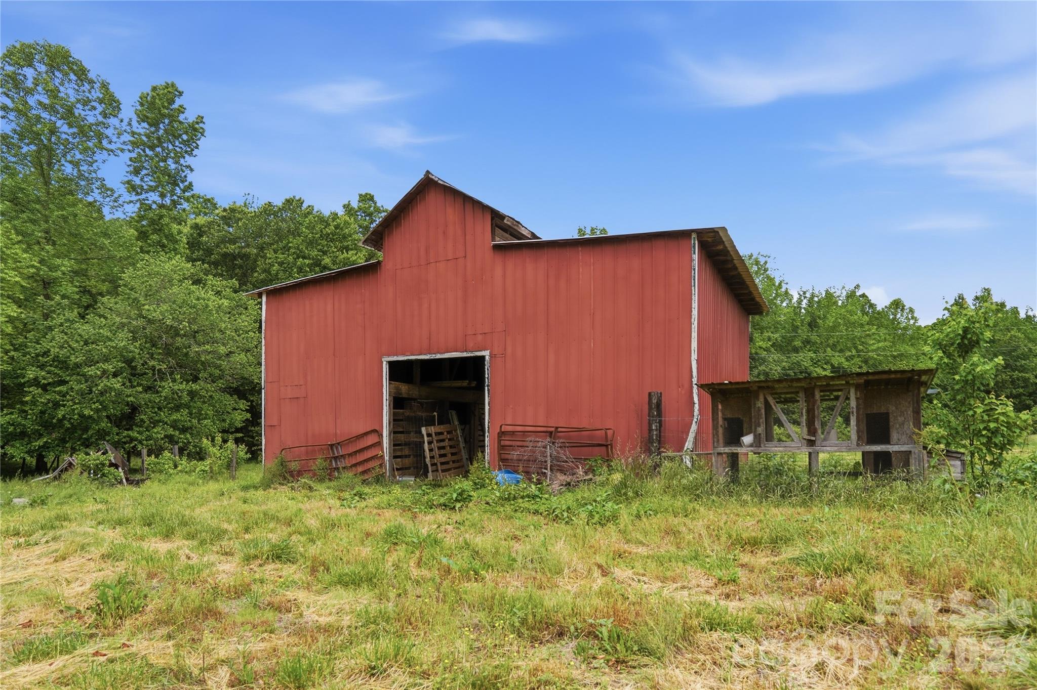 250 Henderson Road — Bessemer City