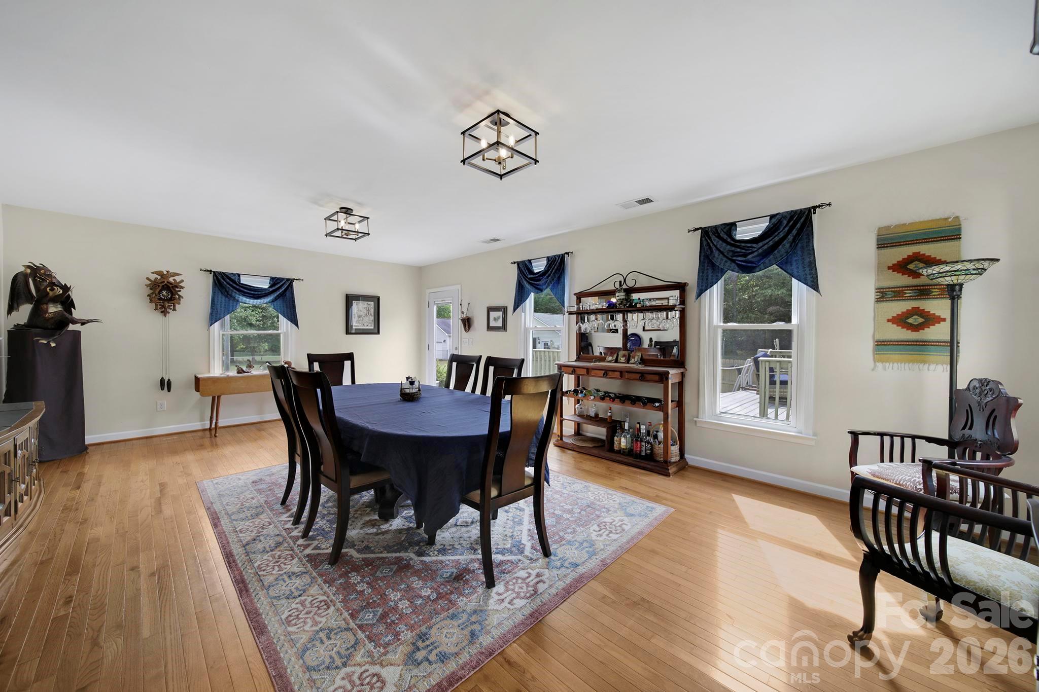 530 Calabash Road — Clover