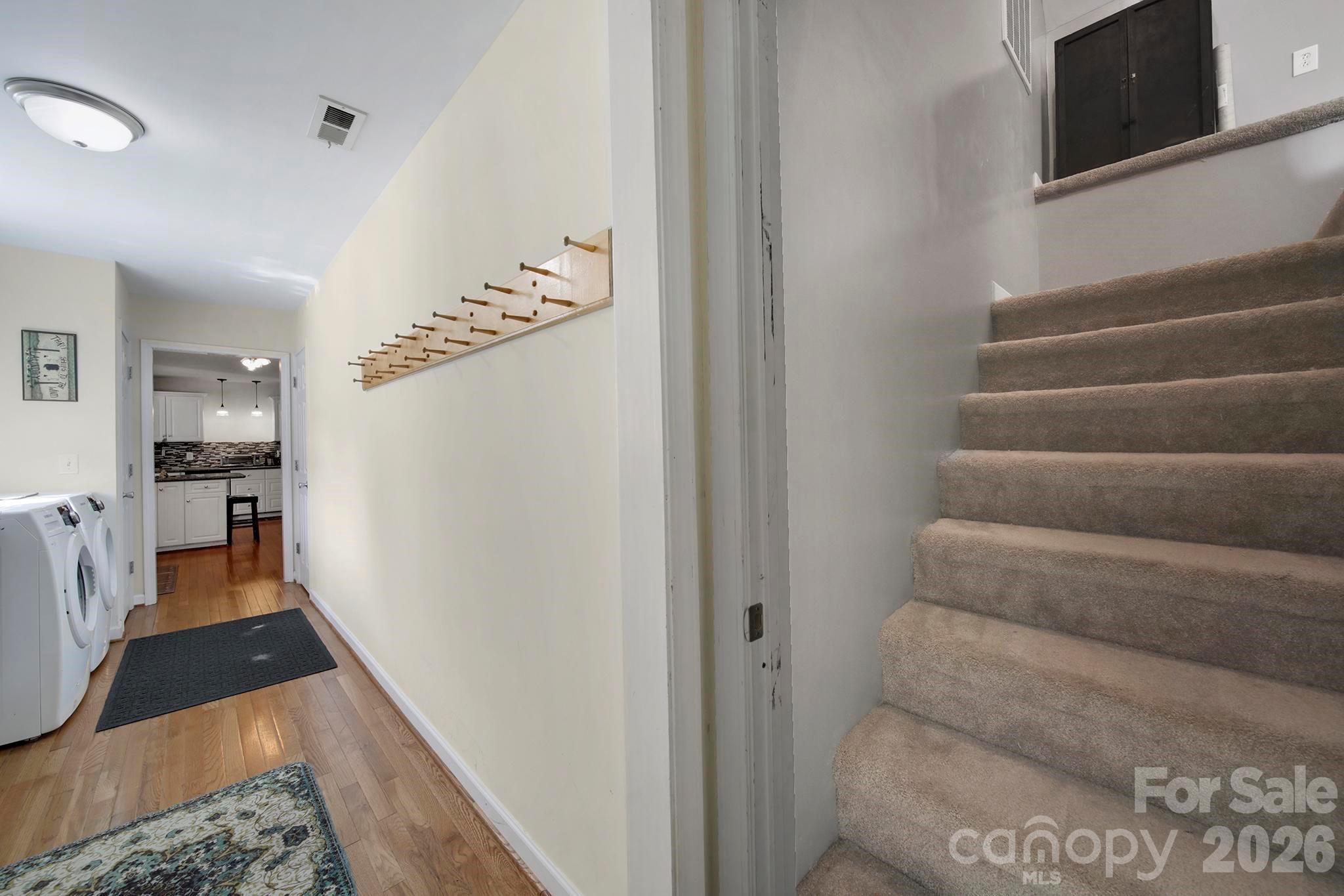 530 Calabash Road — Clover