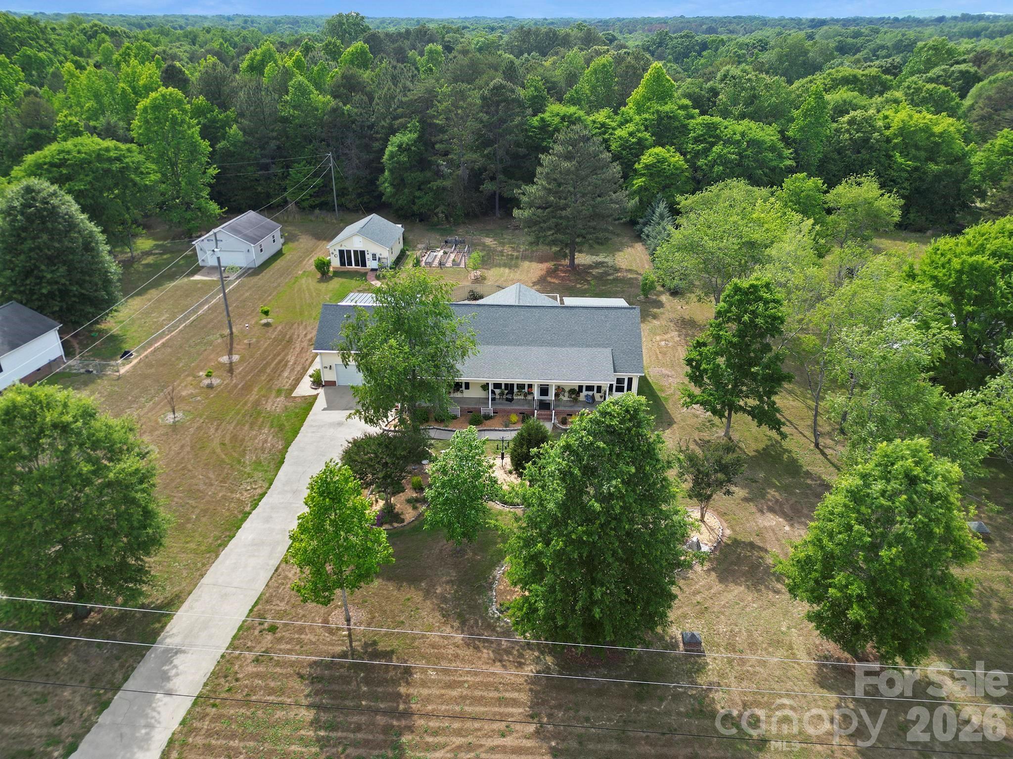 530 Calabash Road — Clover