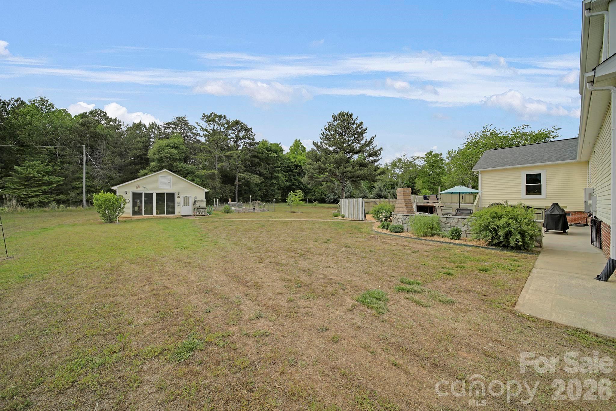 530 Calabash Road — Clover