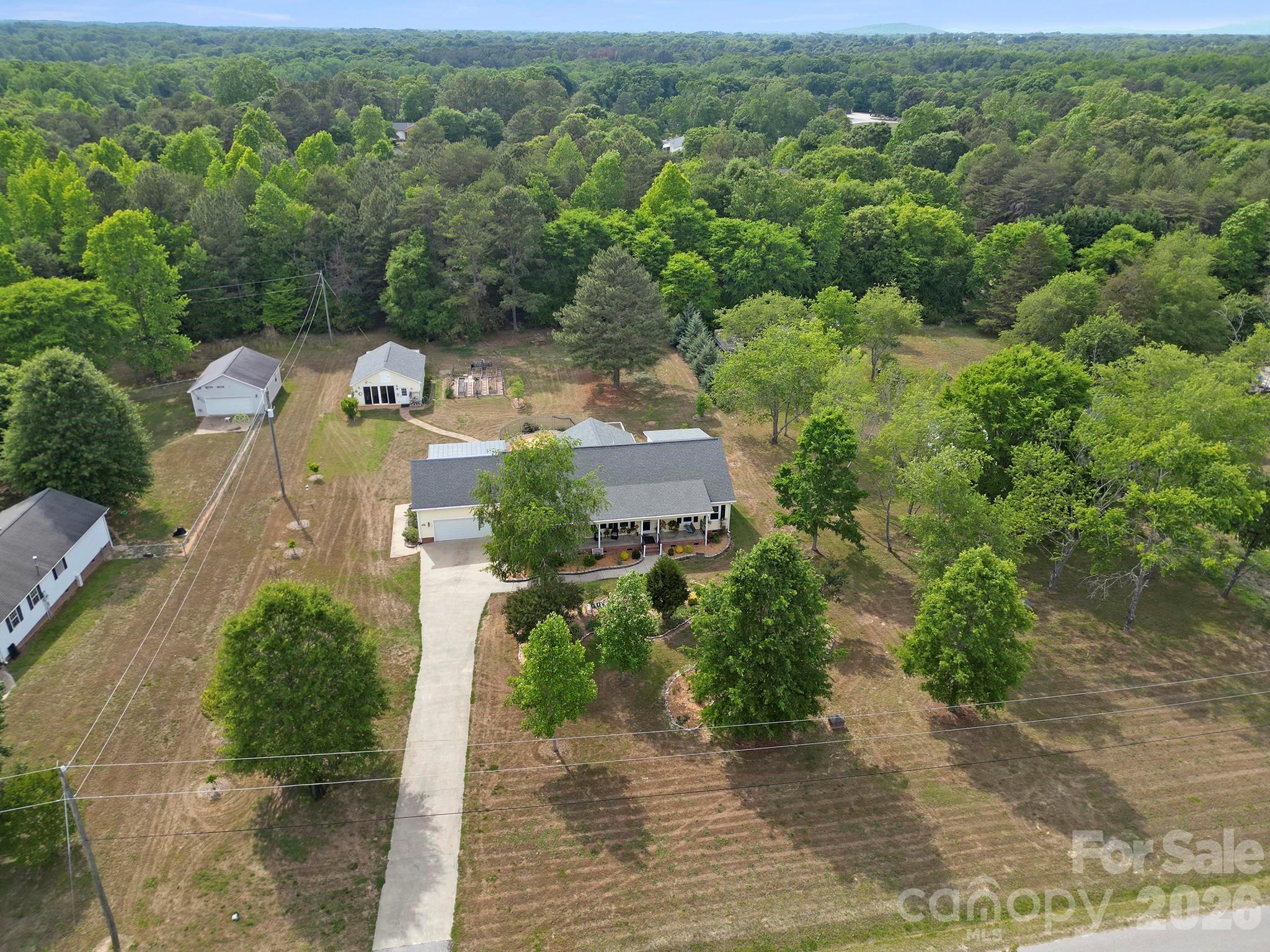 530 Calabash Road — Clover