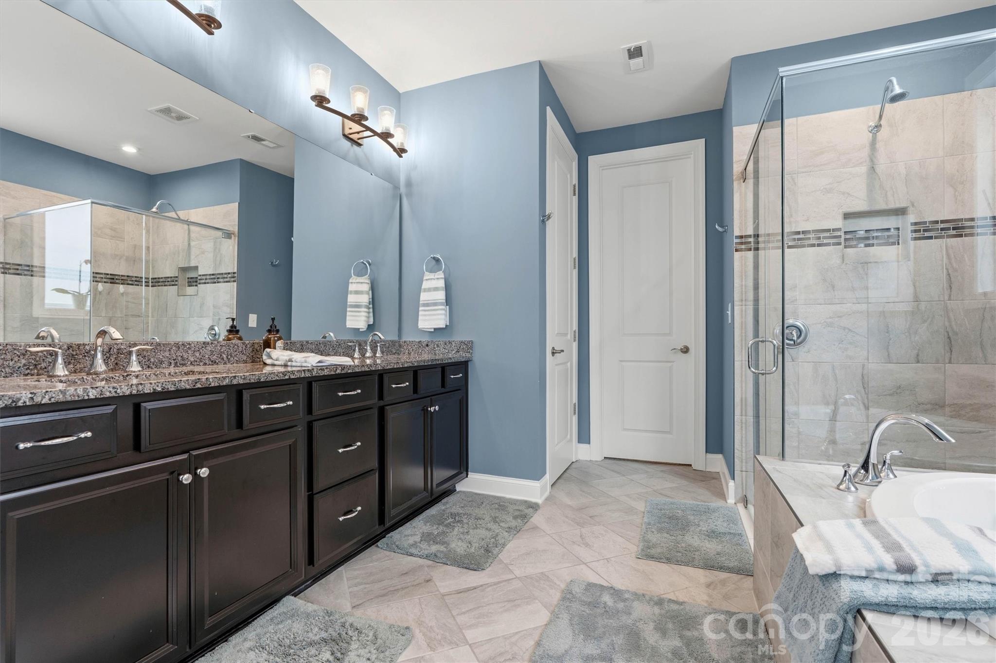 12520 Old Iron Lane — Charlotte