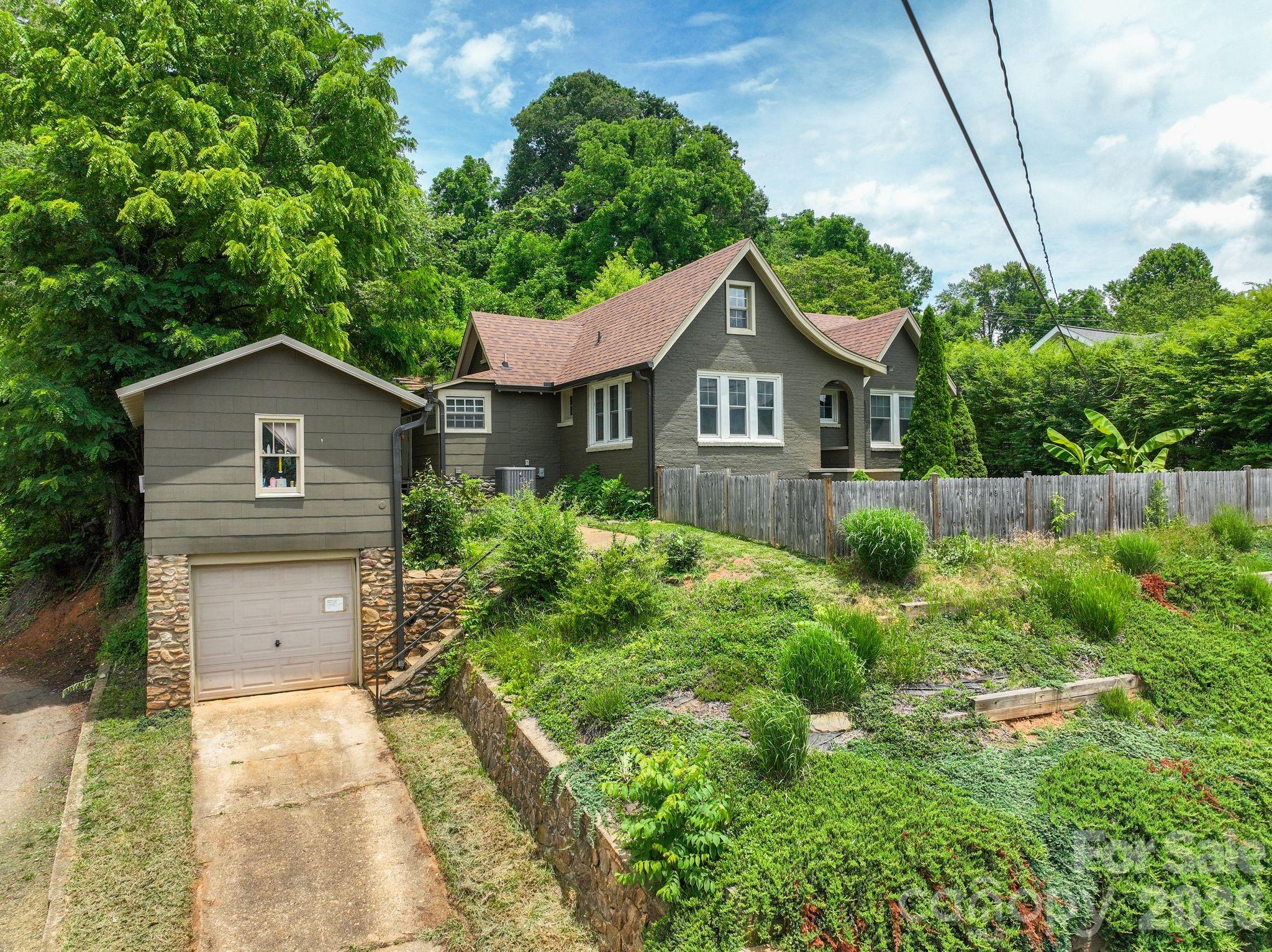 385 Pisgah Drive — Canton