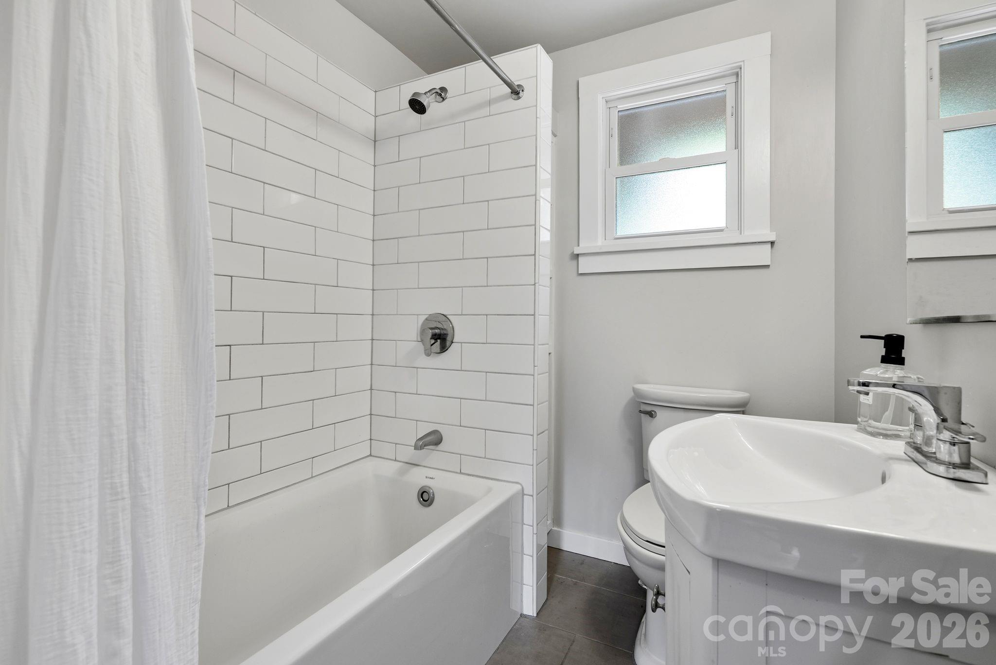 385 Pisgah Drive — Canton