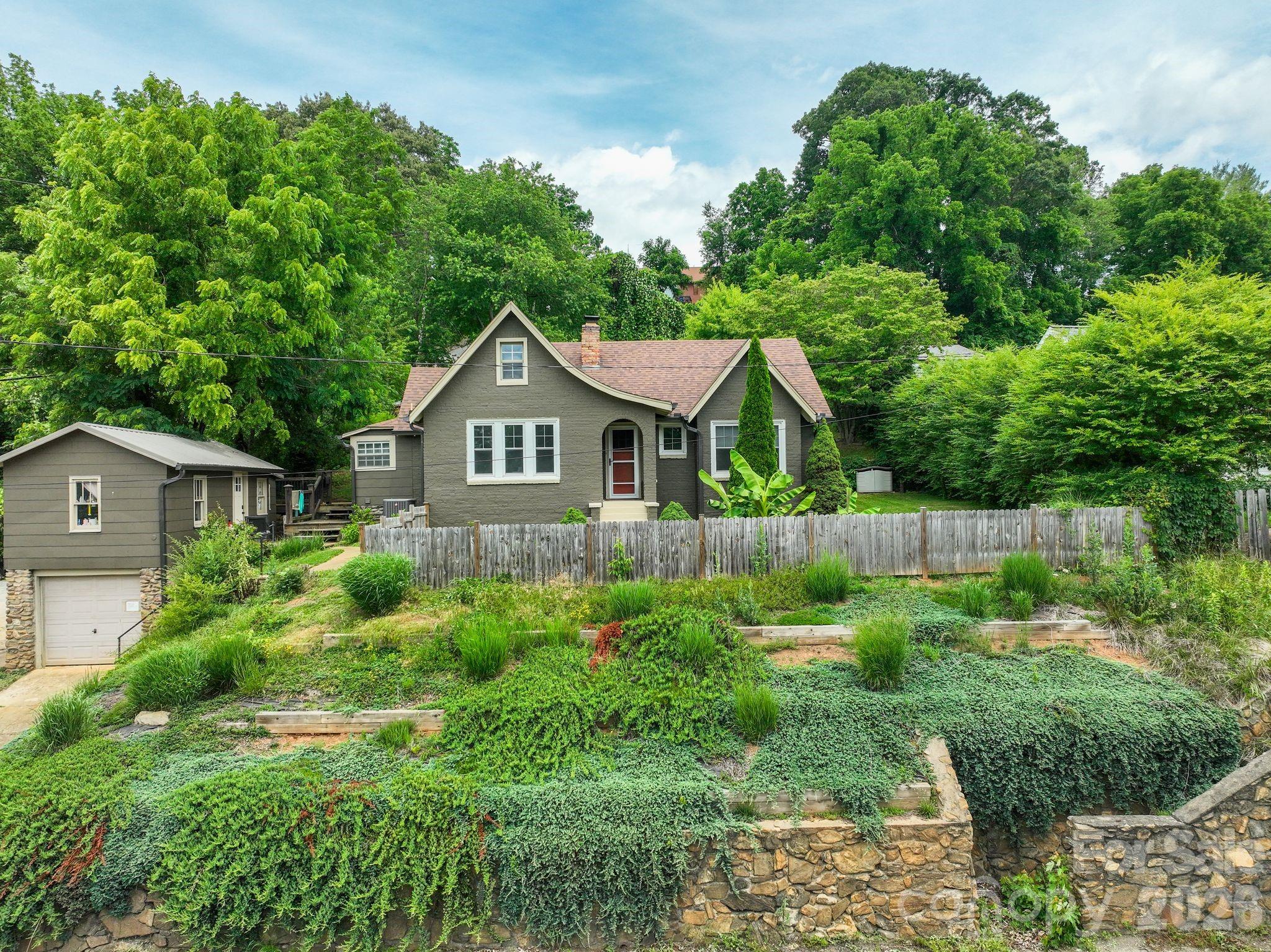 385 Pisgah Drive — Canton
