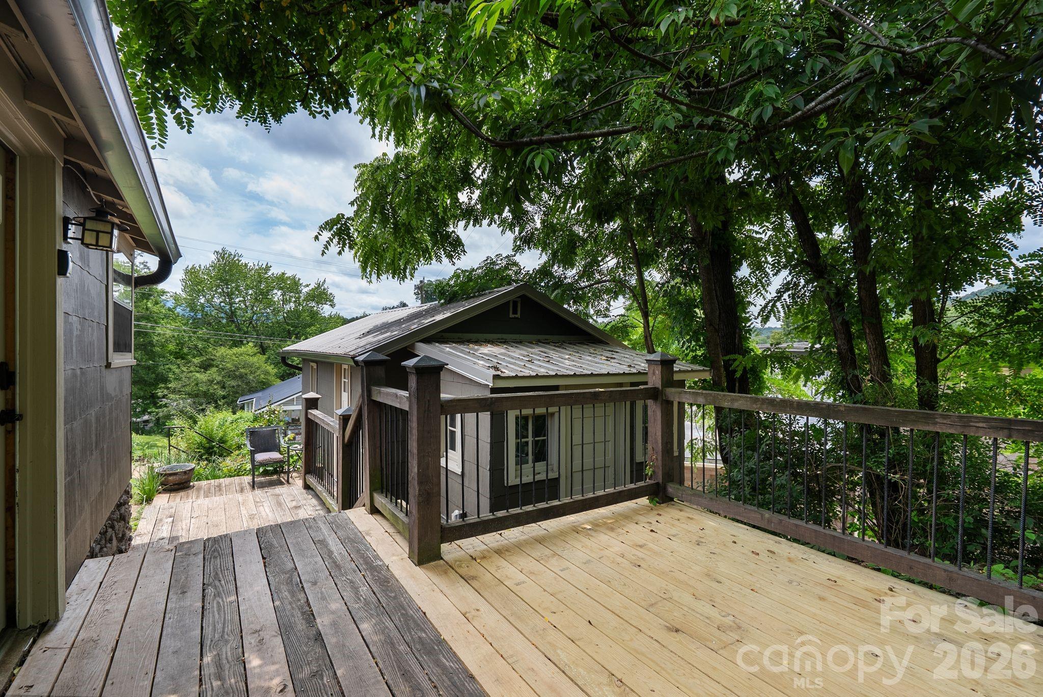 385 Pisgah Drive — Canton