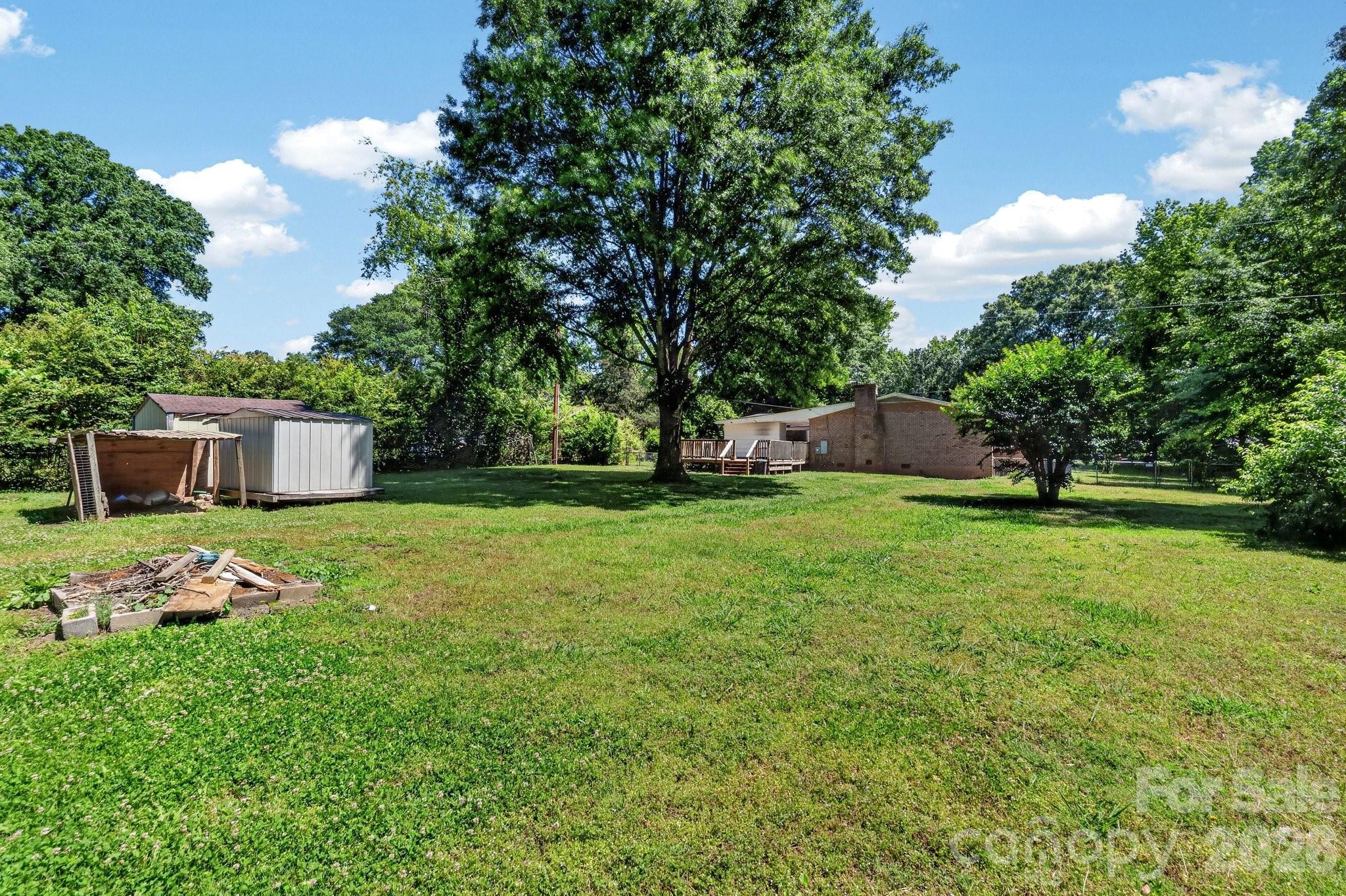2644 Quiet Acres Road — Lancaster