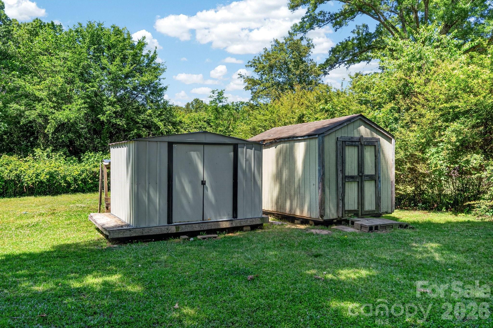 2644 Quiet Acres Road — Lancaster