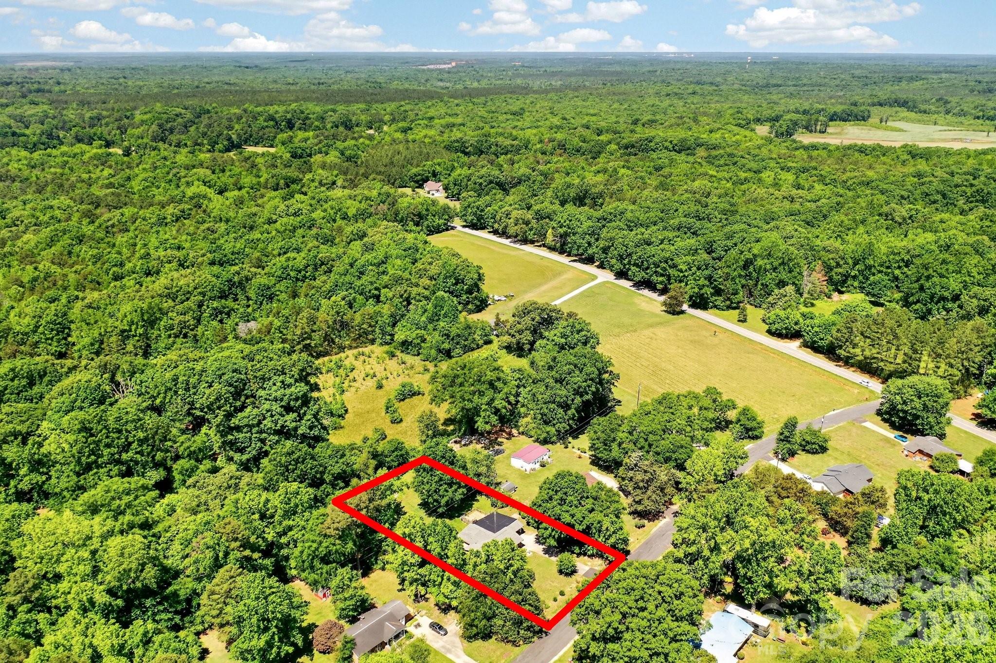 2644 Quiet Acres Road — Lancaster