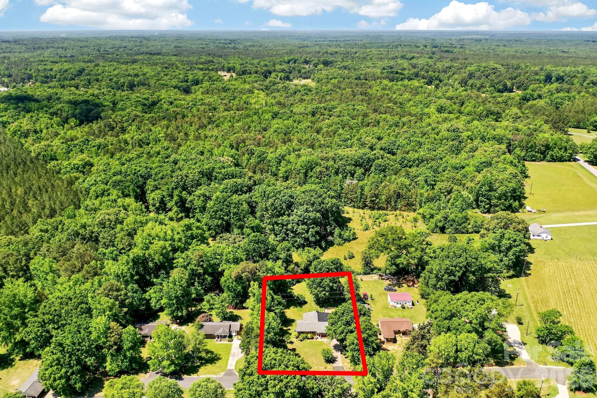 2644 Quiet Acres Road — Lancaster