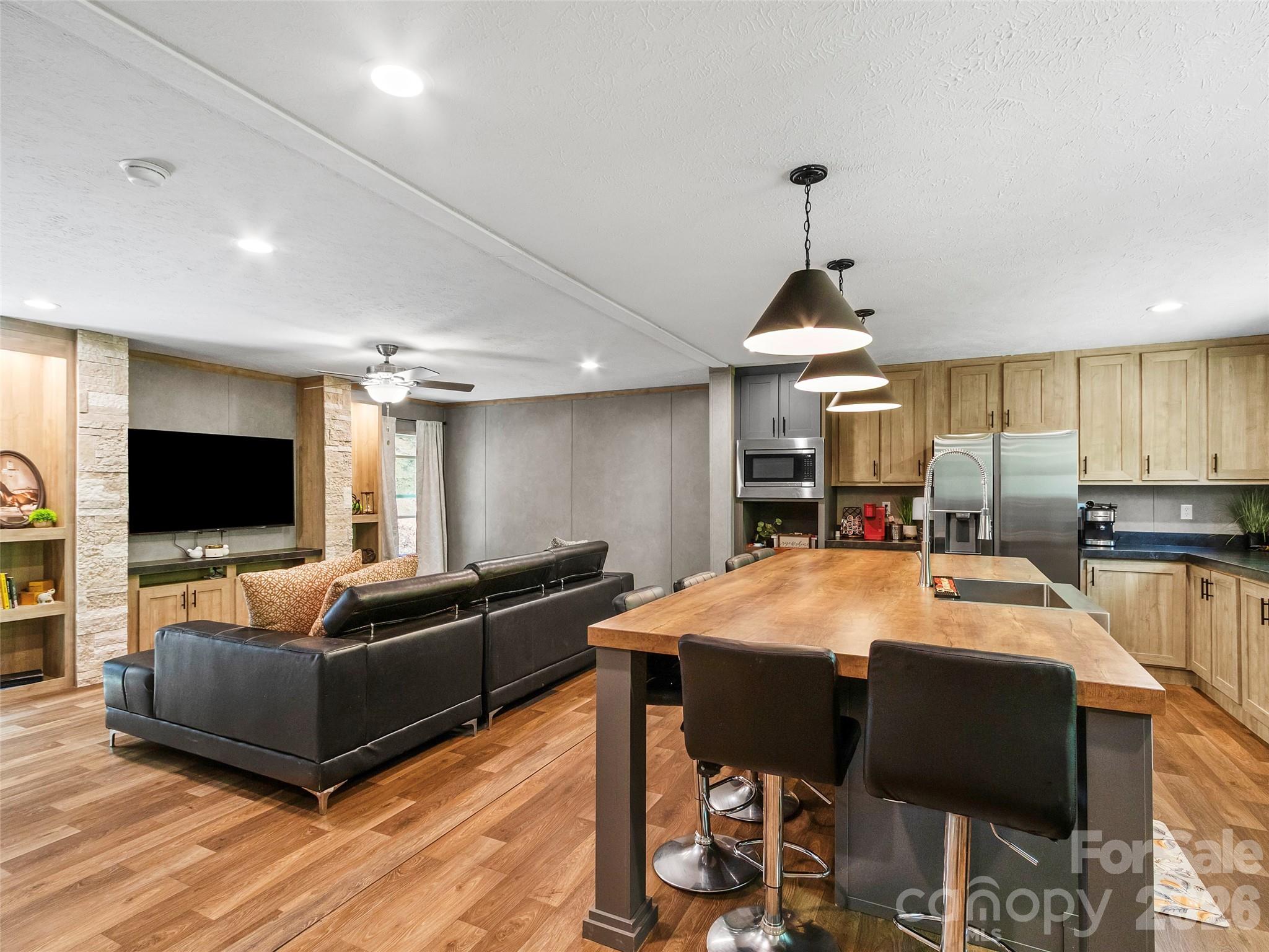 293 Spar Mill Road — Burnsville