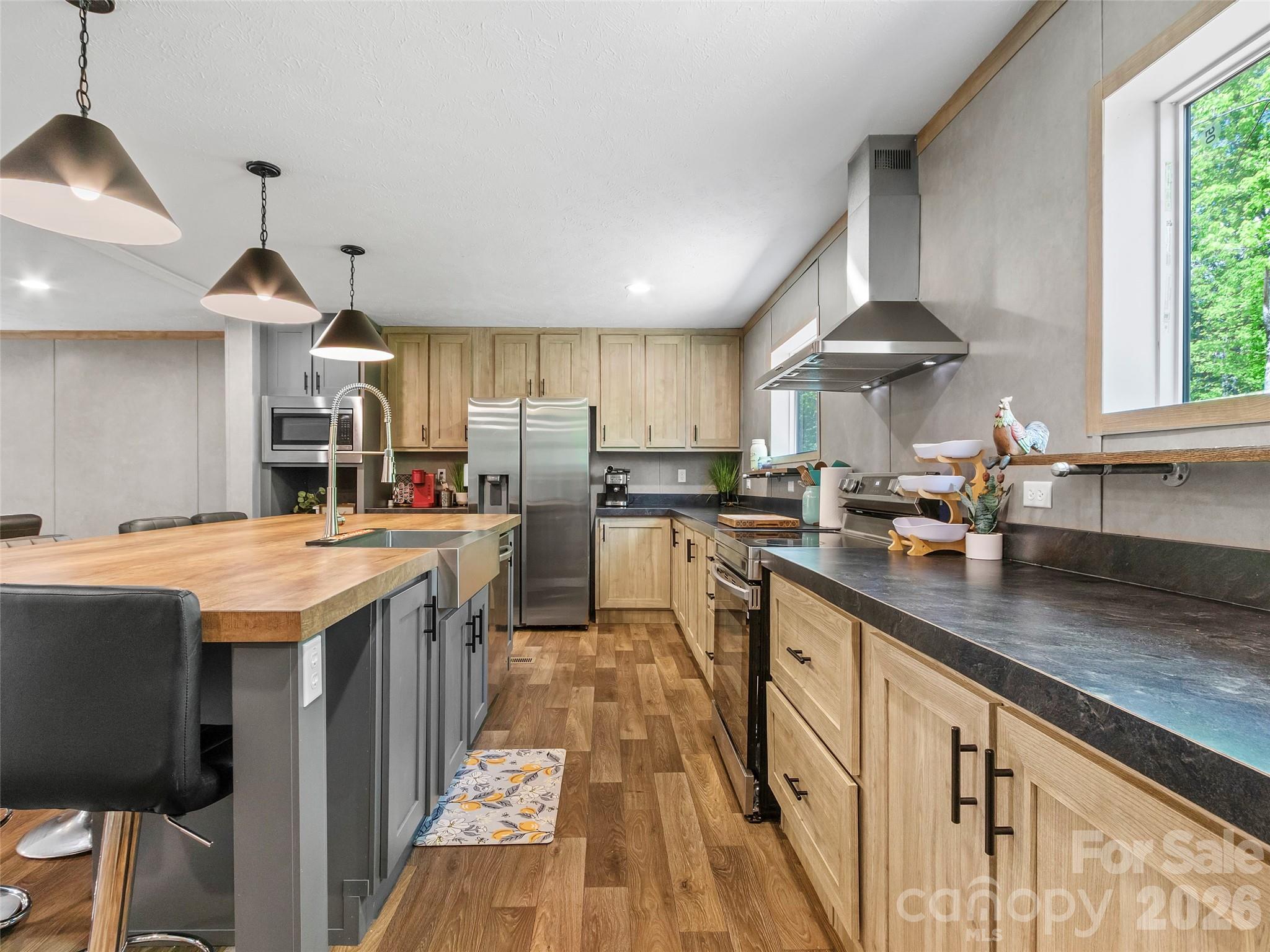 293 Spar Mill Road — Burnsville