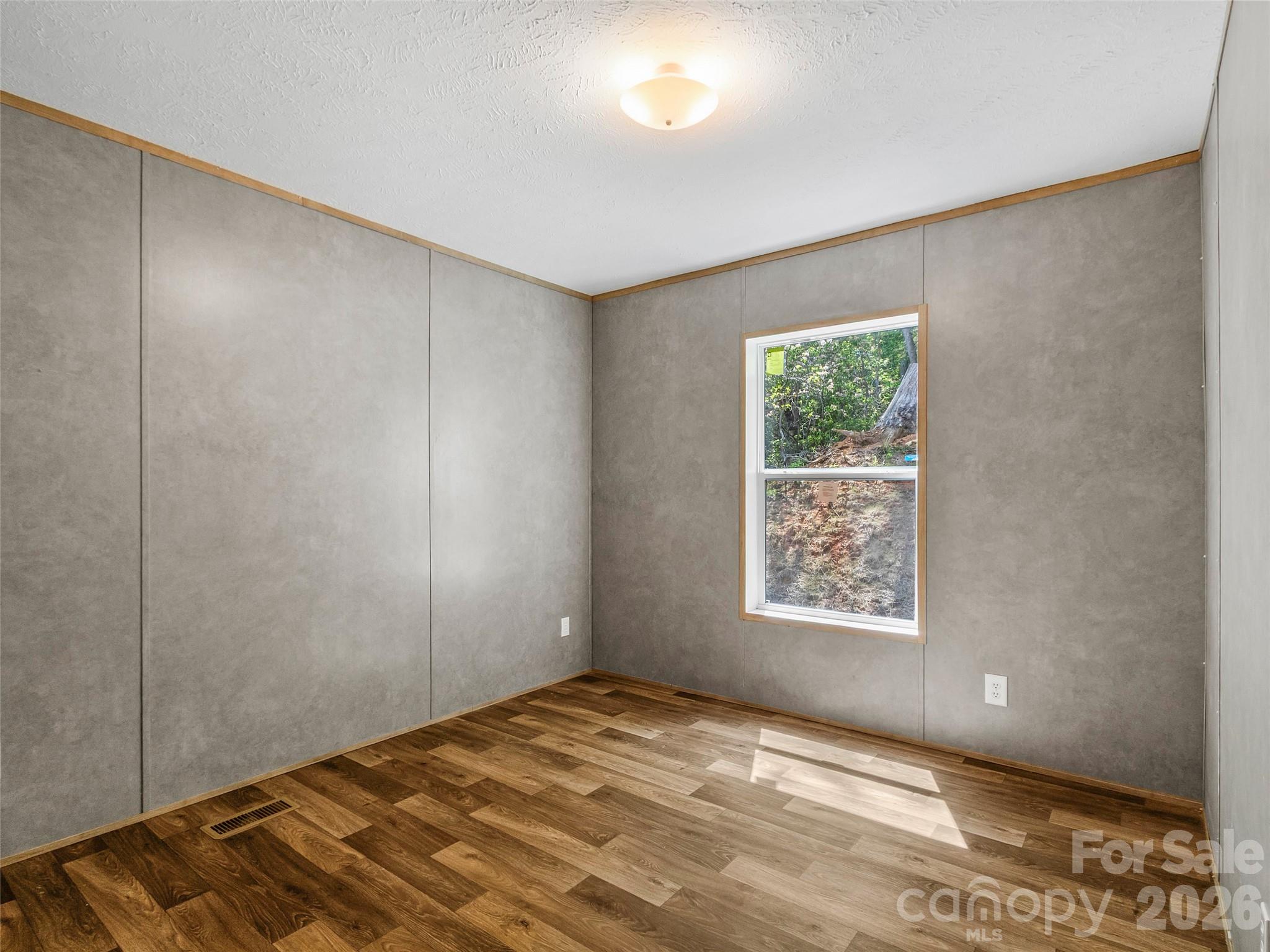 293 Spar Mill Road — Burnsville
