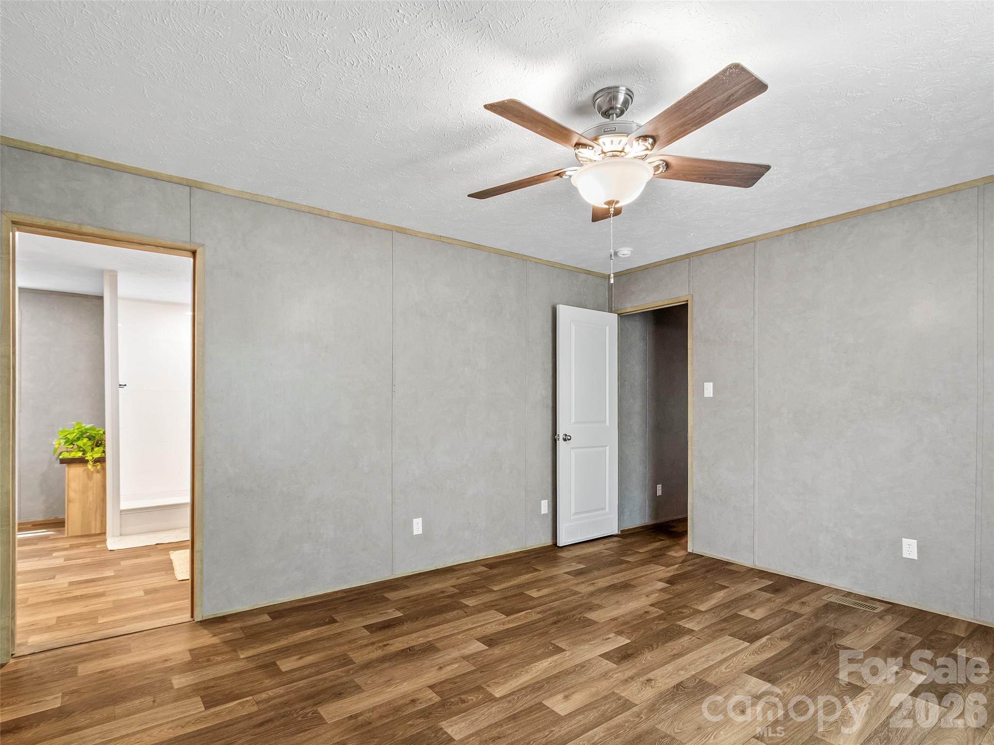 293 Spar Mill Road — Burnsville