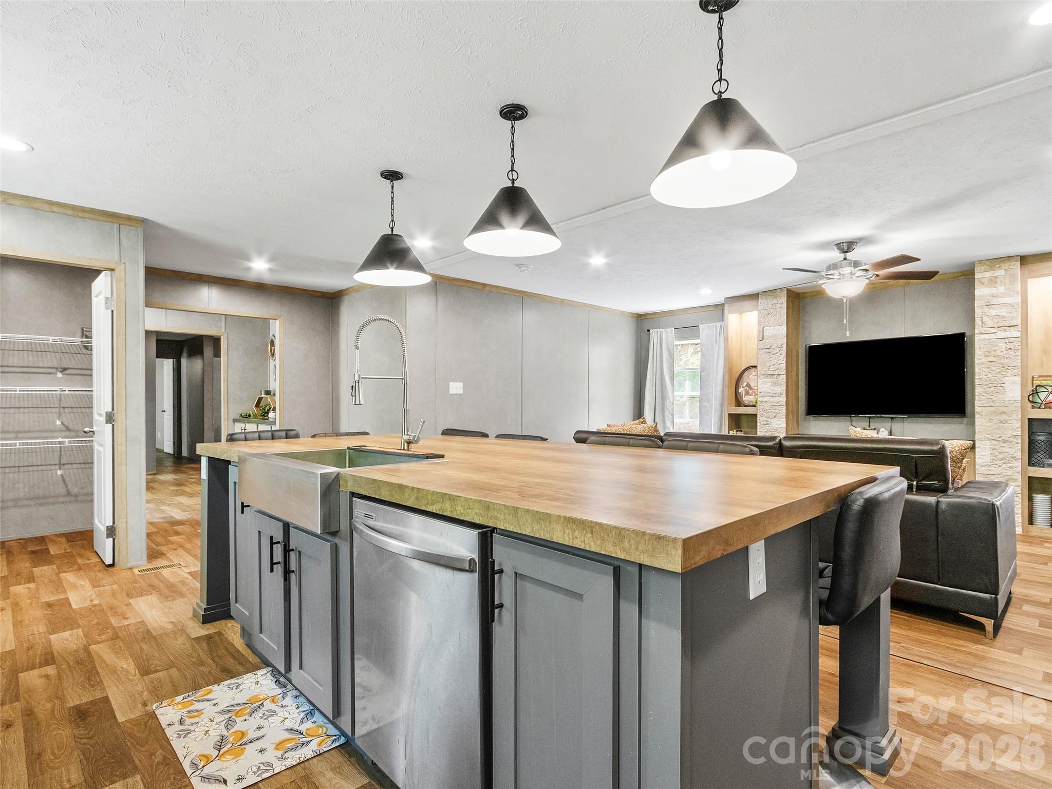 293 Spar Mill Road — Burnsville