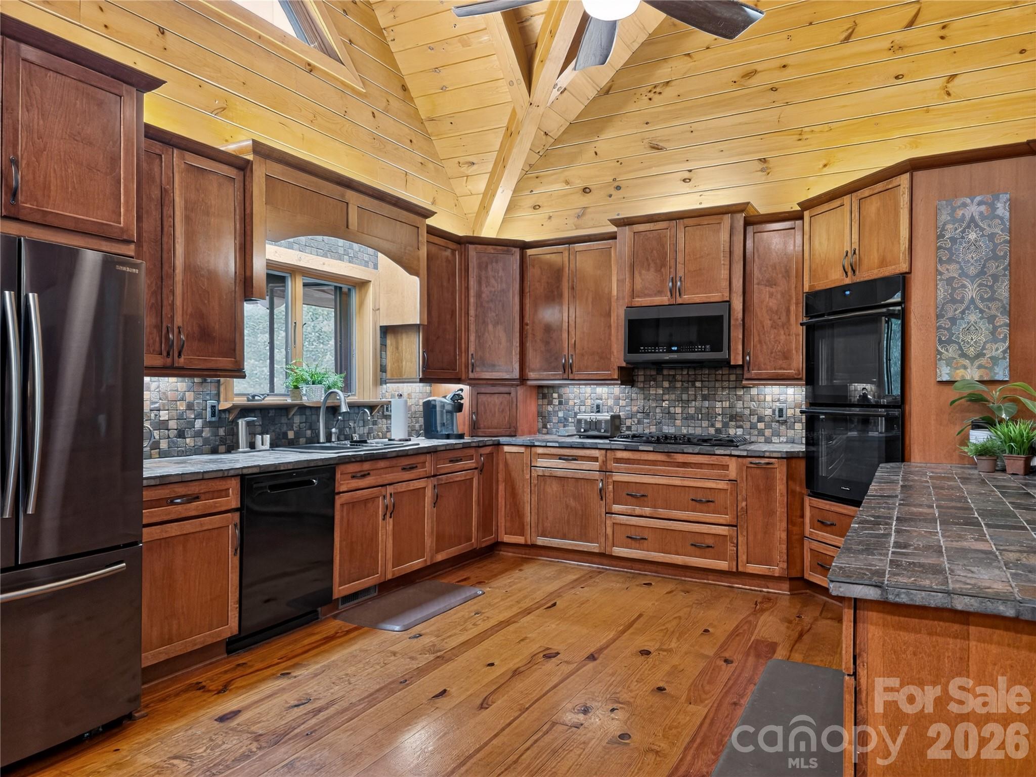 371 Hickory Loop Road — Rutherfordton